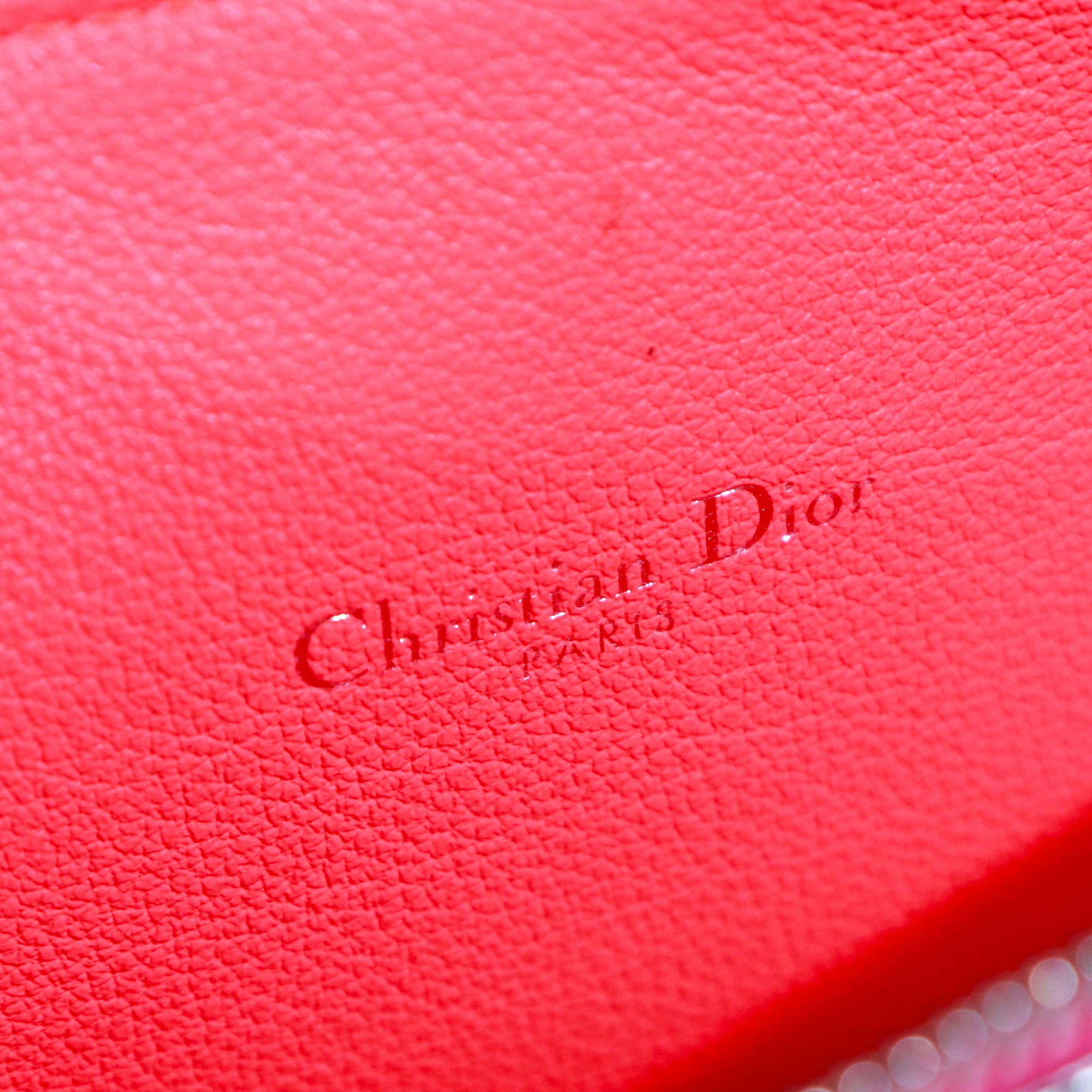 DIOR - Pochette à bandoulière Diorissimo en cuir grainé bicolore rose et fushia