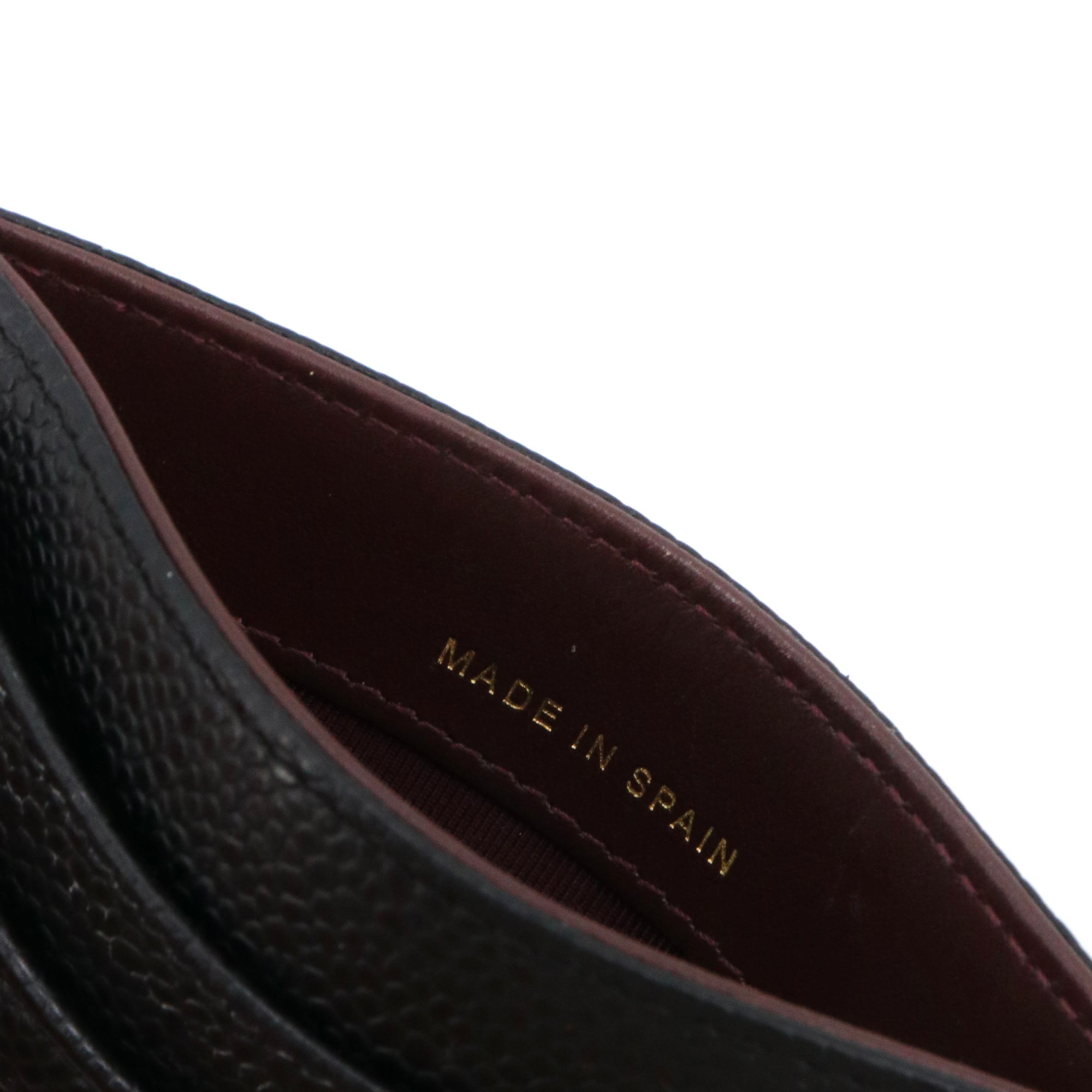 CHANEL - Porte cartes Chanel en cuir matelassé caviar noir
