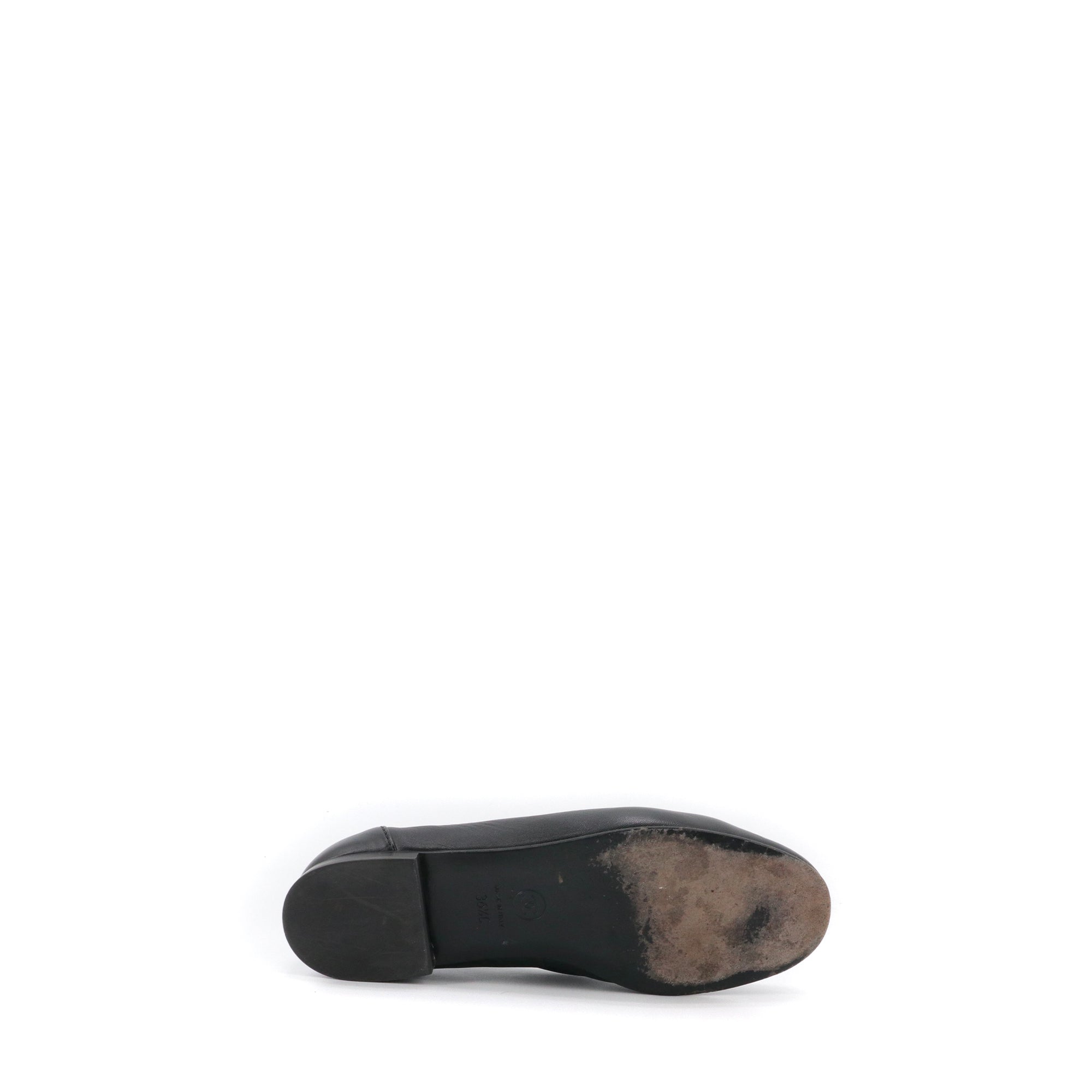 CHANEL - Mocassins CC Chanel en cuir noir (T36.5)