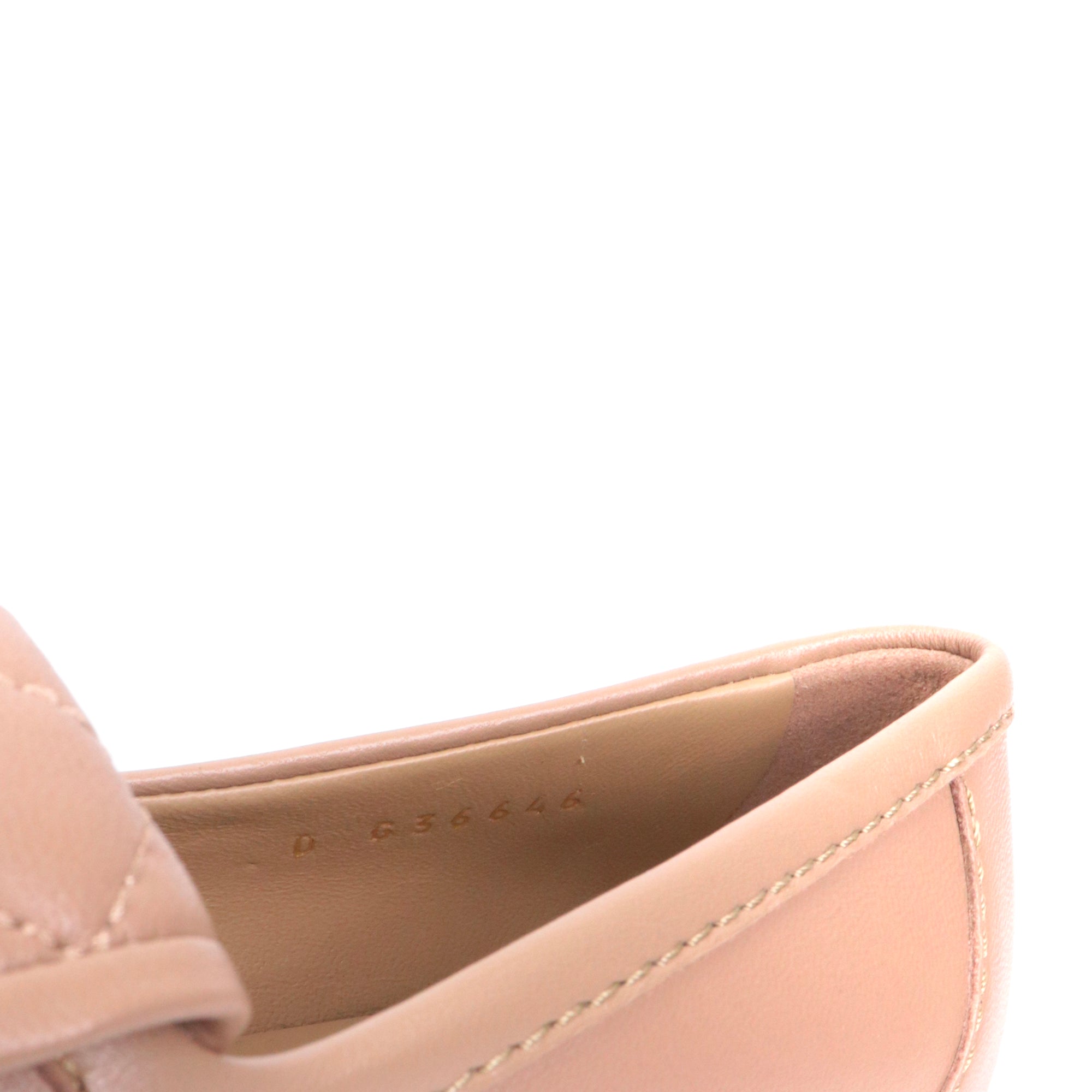 CHANEL - Leather loafers (T39)