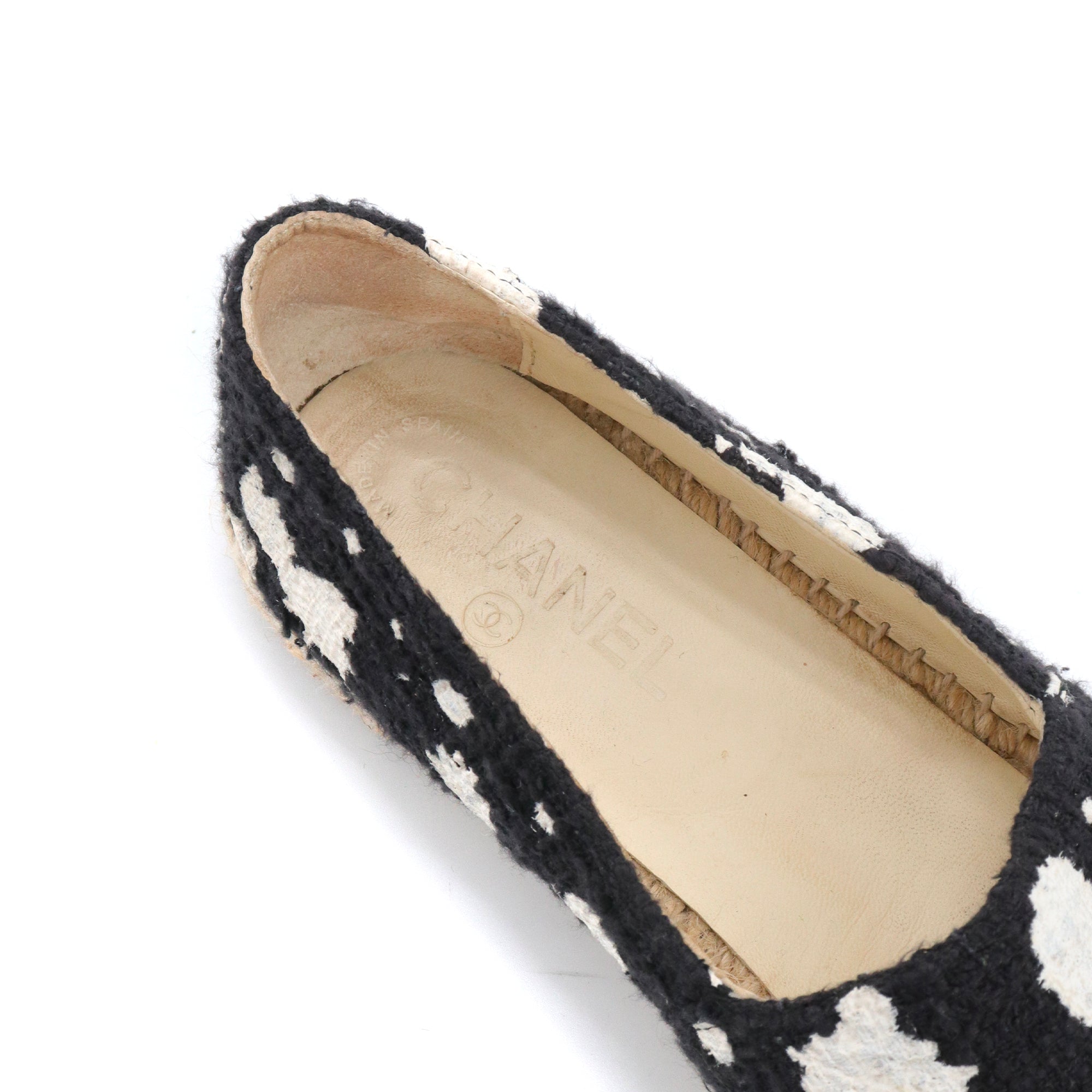 CHANEL - Espadrilles CC Chanel en tweed noir (T40)
