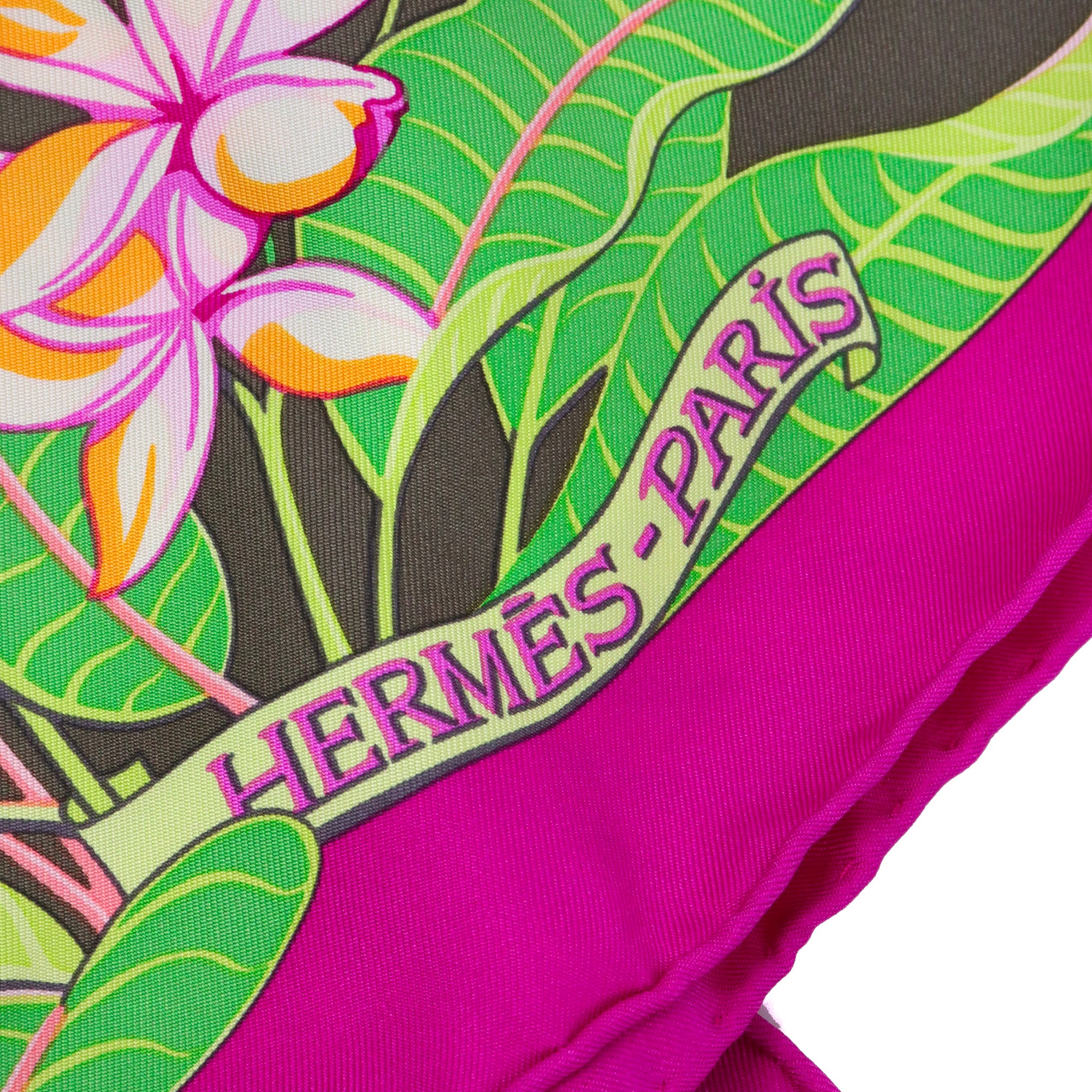 HERMÈS - Carré 90 Flamingo Party Hermès en soie violet