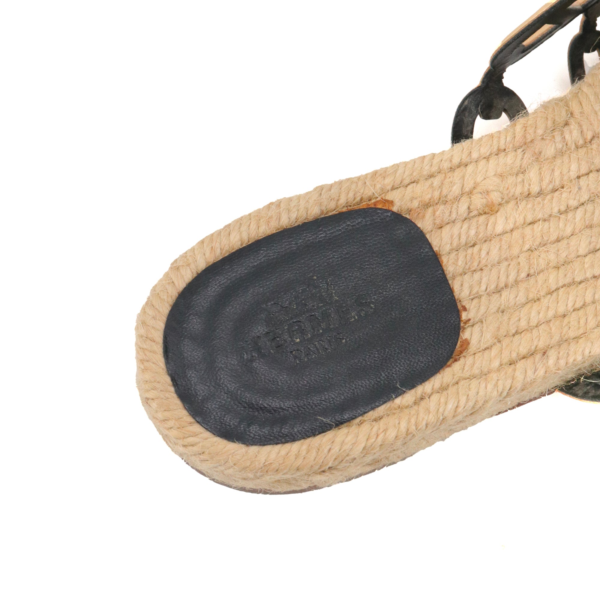 HERMÈS - Ancone Hermès sandals in gold leather (T37)