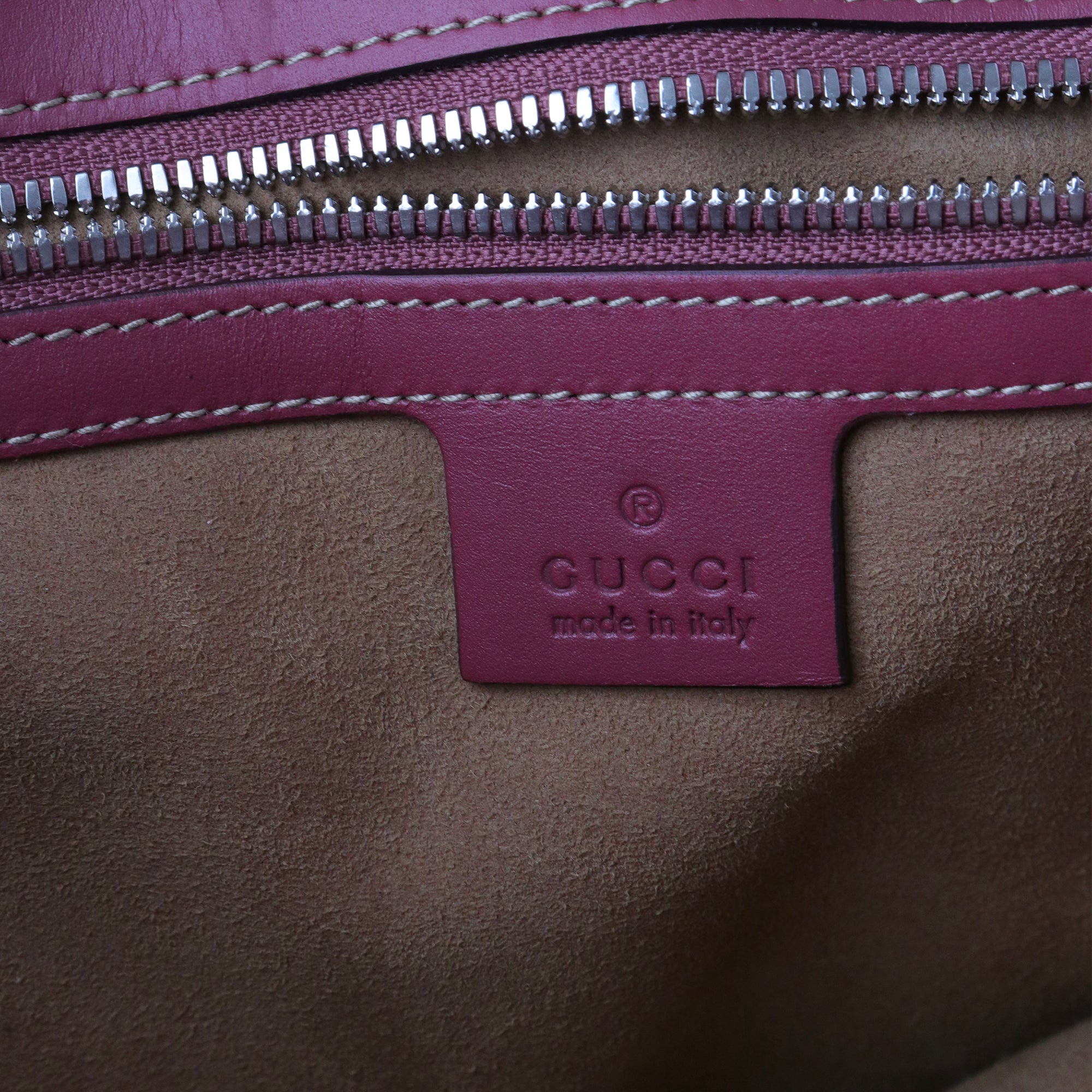 GUCCI - Gucci Soho tote bag in silver grained leather 