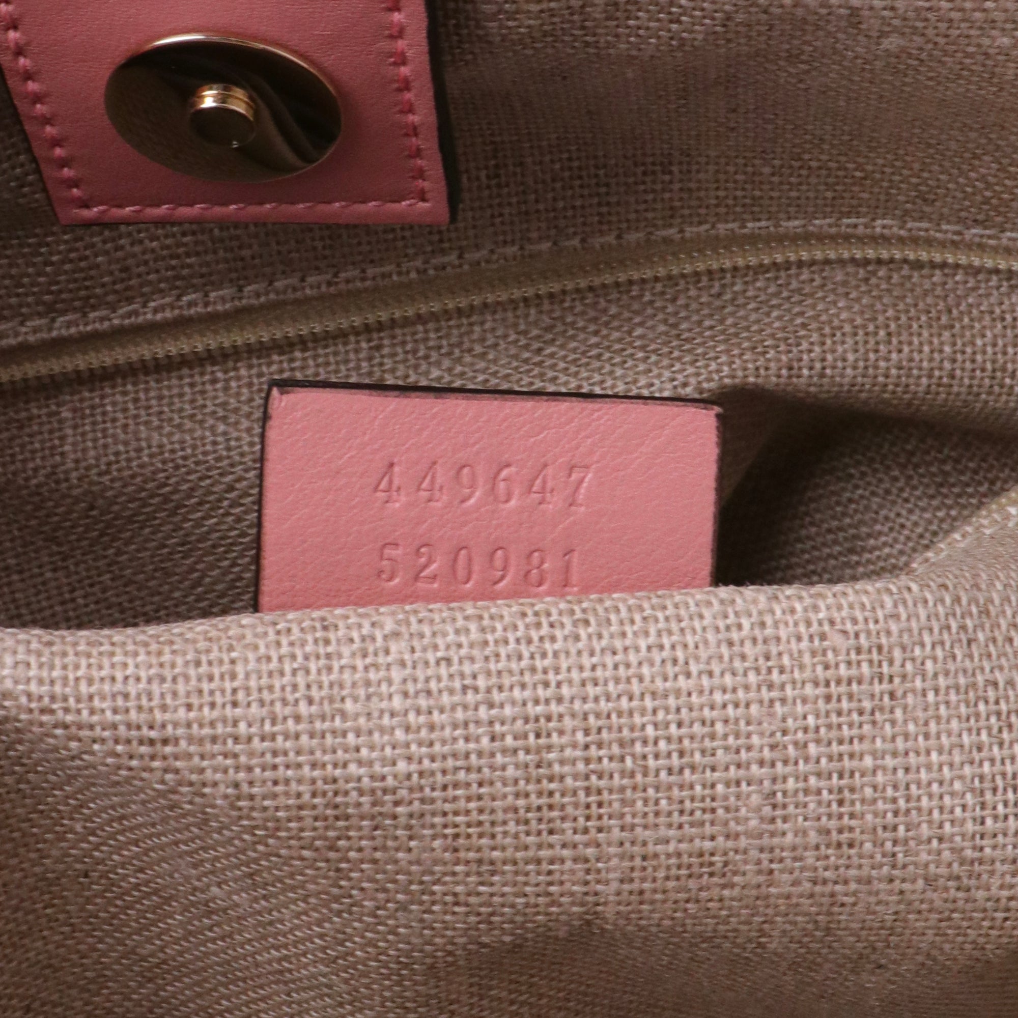 GUCCI - Gucci Soho tote bag in silver grained leather 