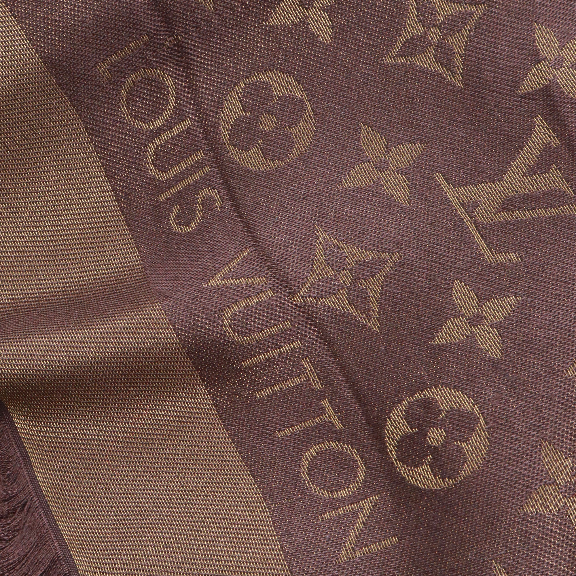 LOUIS VUITTON - Châle Monogram Classic Louis Vuitton en soie marron