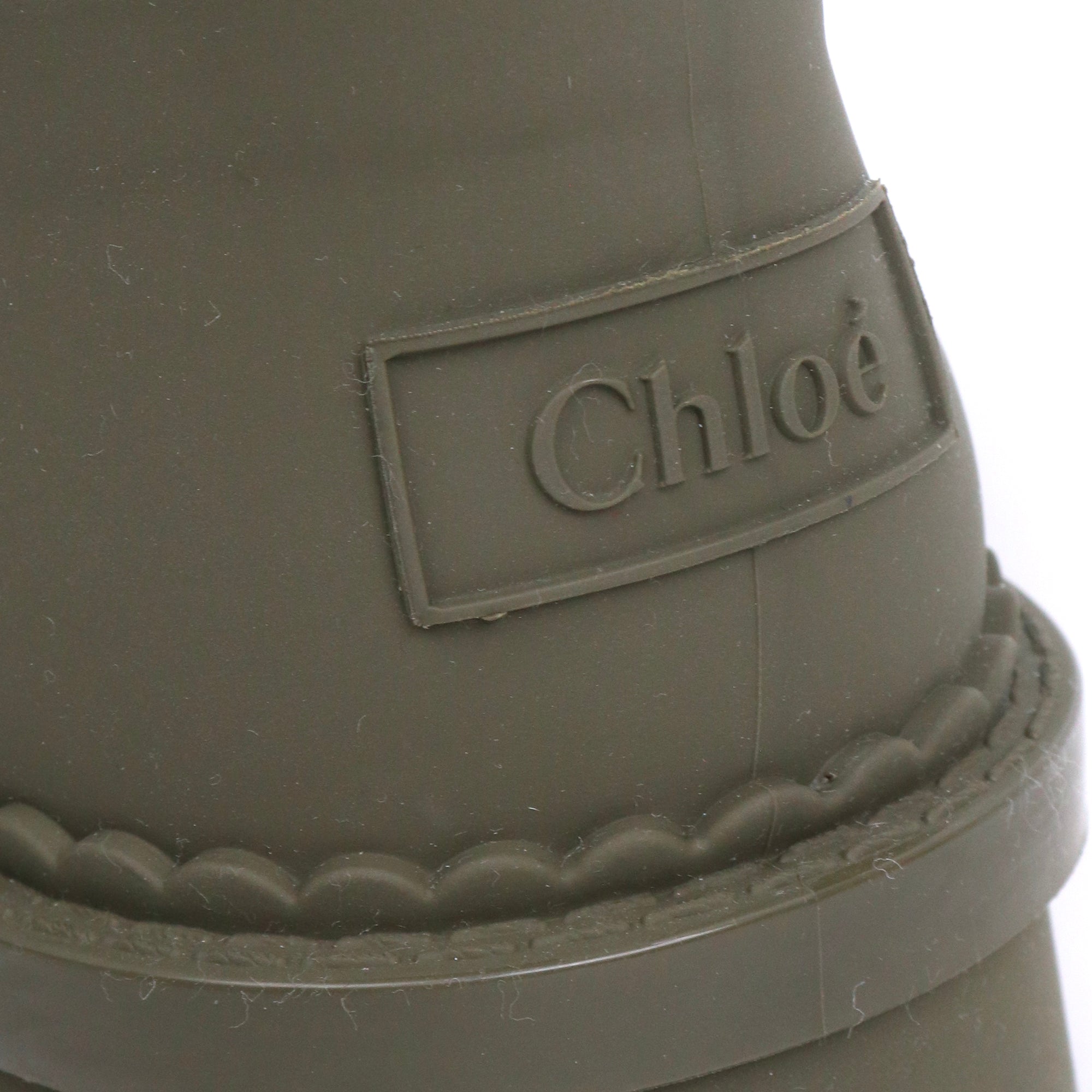 CHLOÉ - C Chloé ankle boots in crocodile-embossed leather (T38.5)