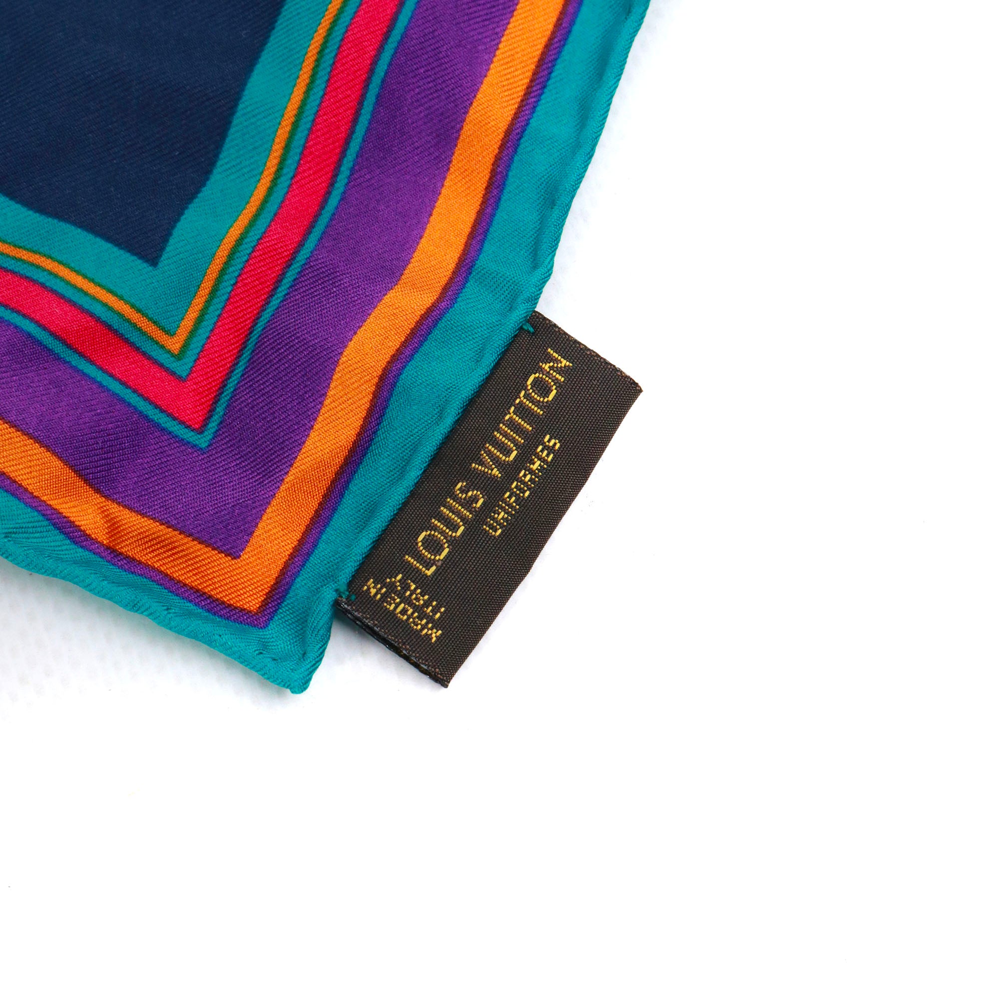 LOUIS VUITTON - Louis Vuitton 45 silk scarf