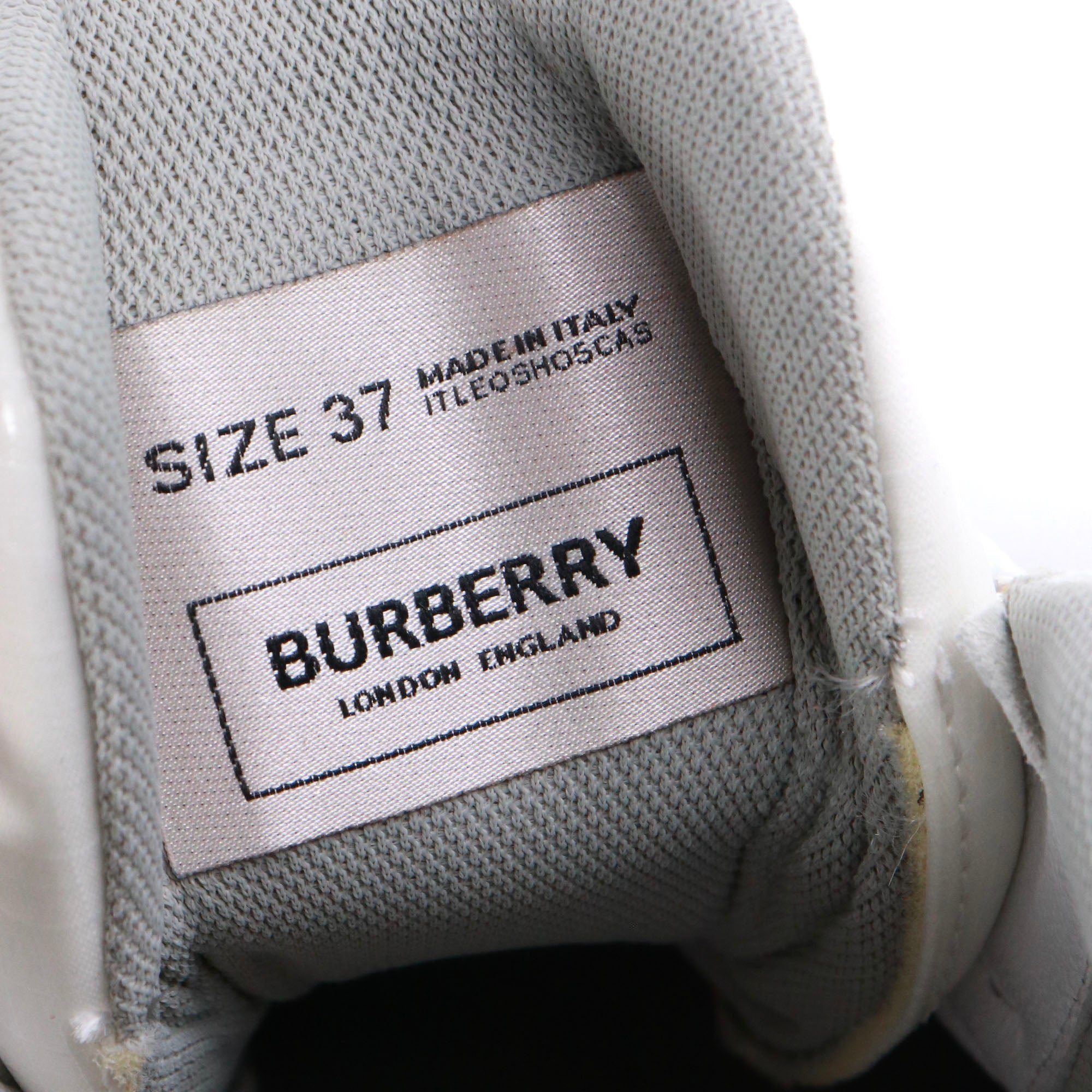 BURBERRY - Sneakers Arthur Burberry en toile blanche et plastique rouge (T37)