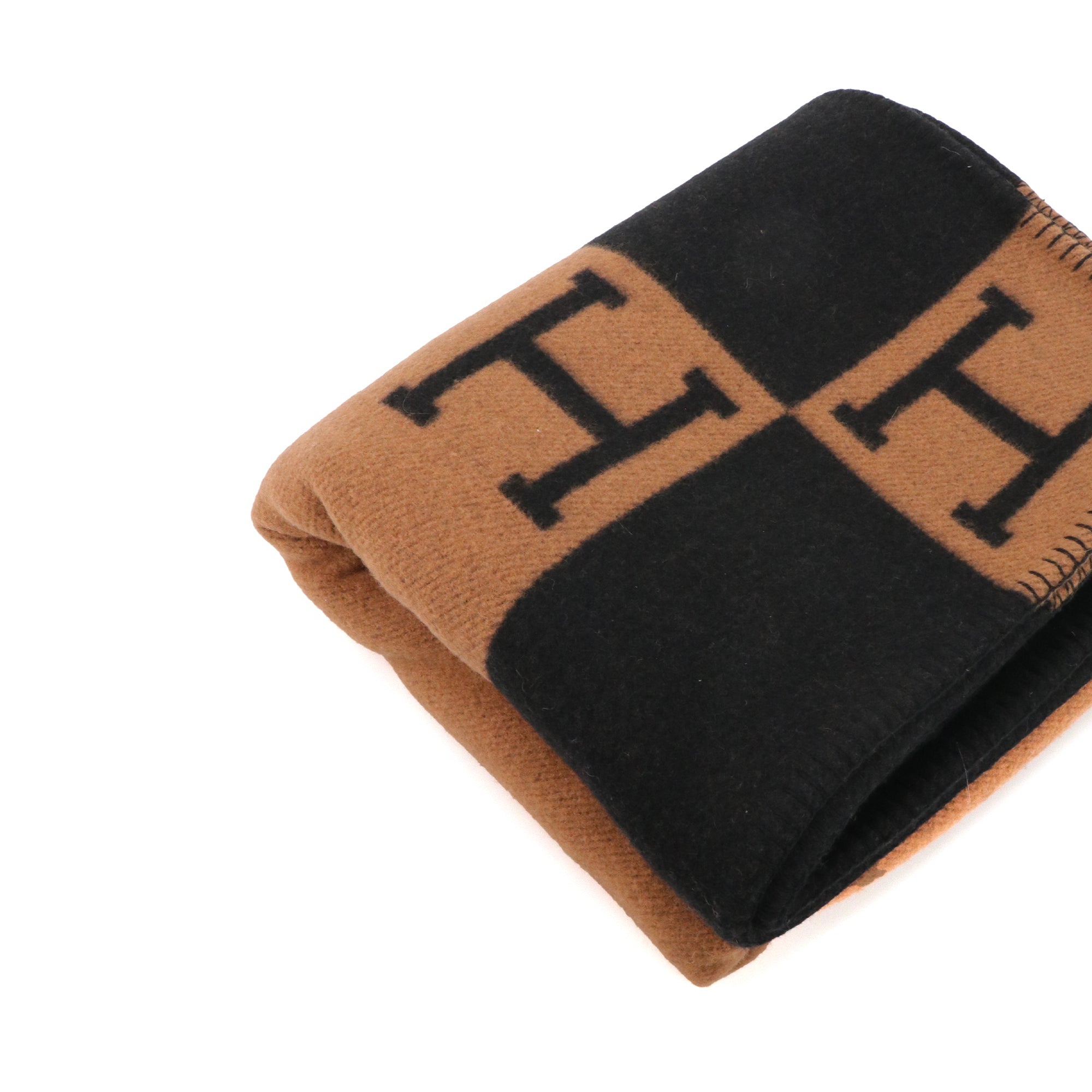 HERMÈS - Hermès Avalon III sofa throw in brown and black wool