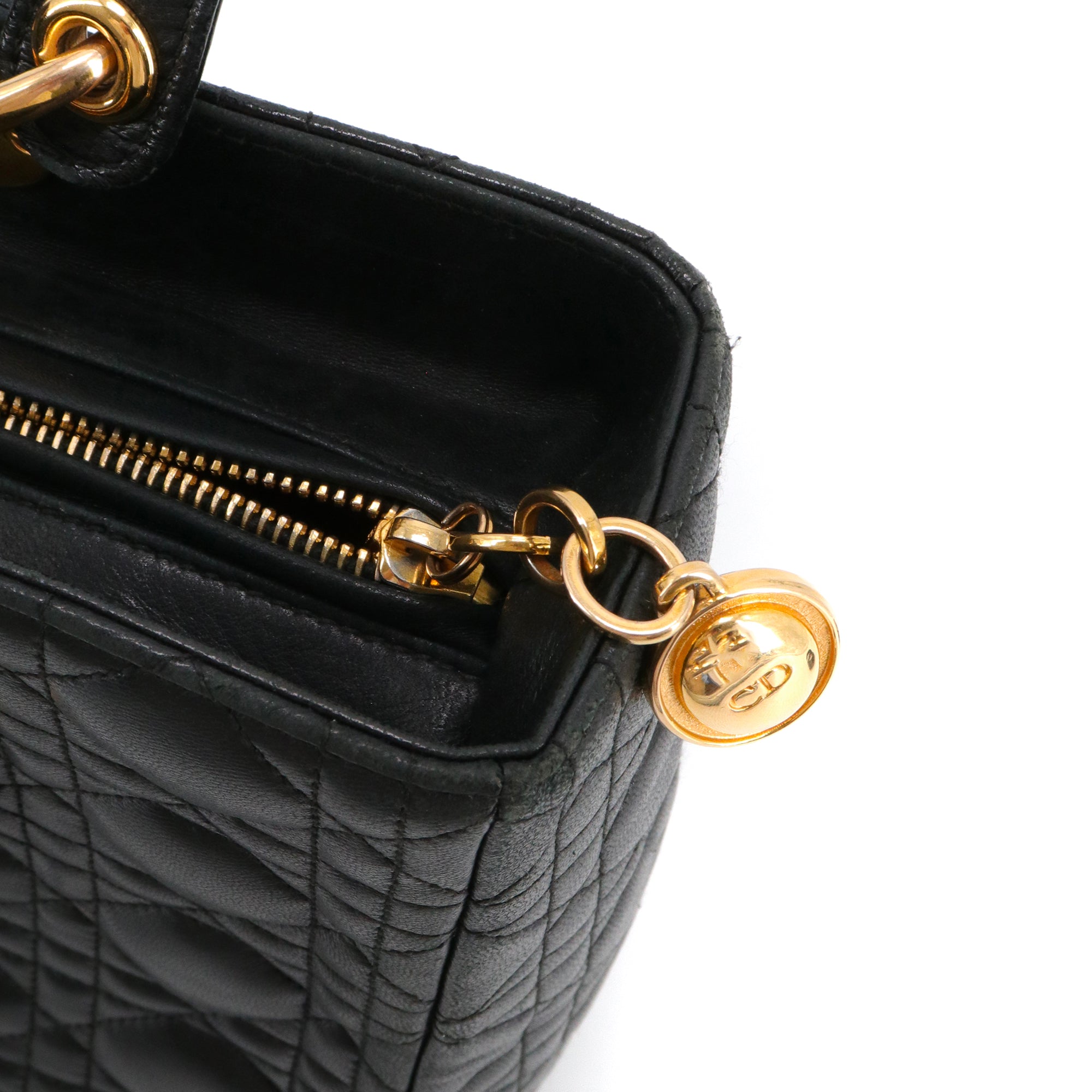 DIOR - Sac à main Lady Dior large en cuir cannage noir vintage