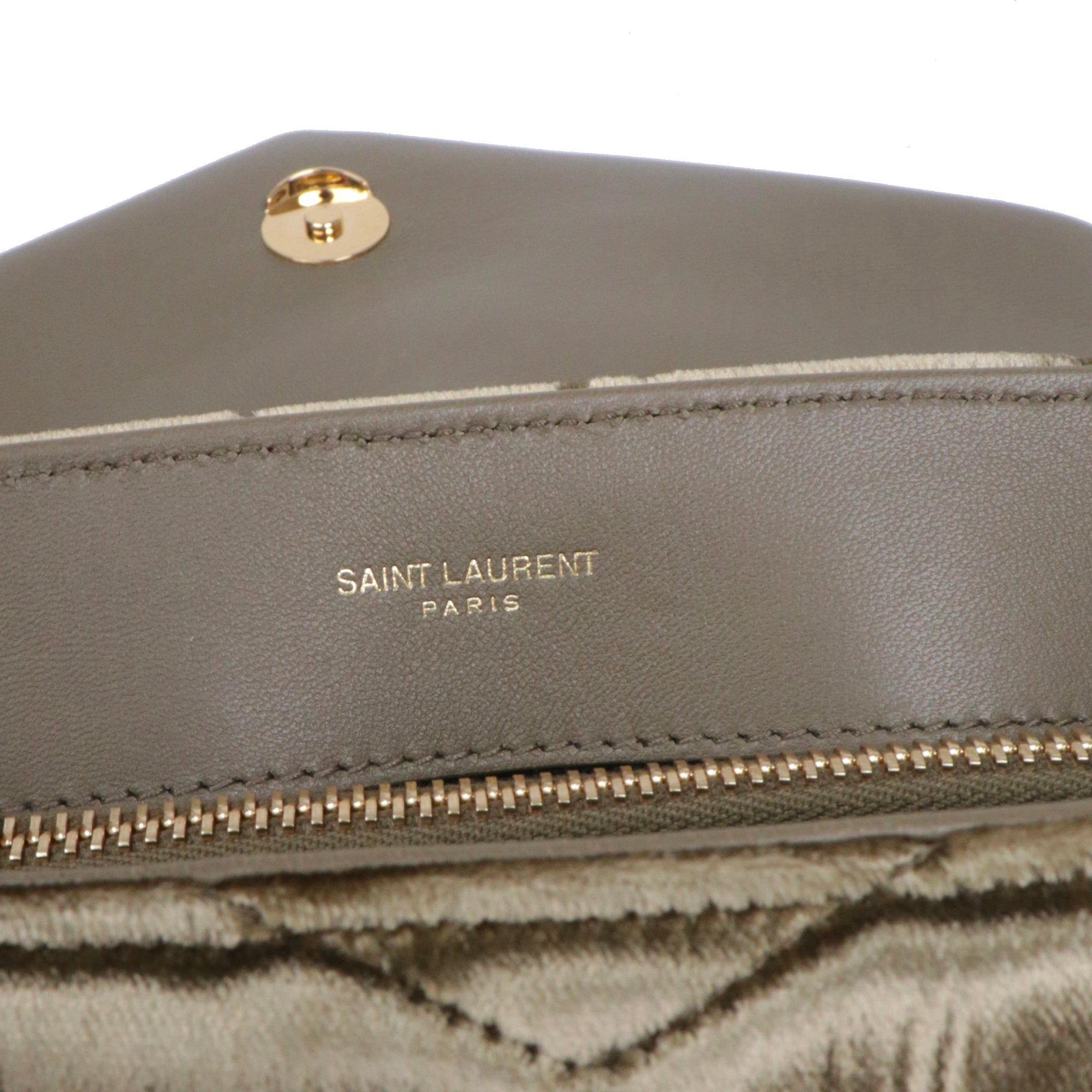 SAINT LAURENT - Saint Laurent Loulou small shoulder bag in black quilted leather