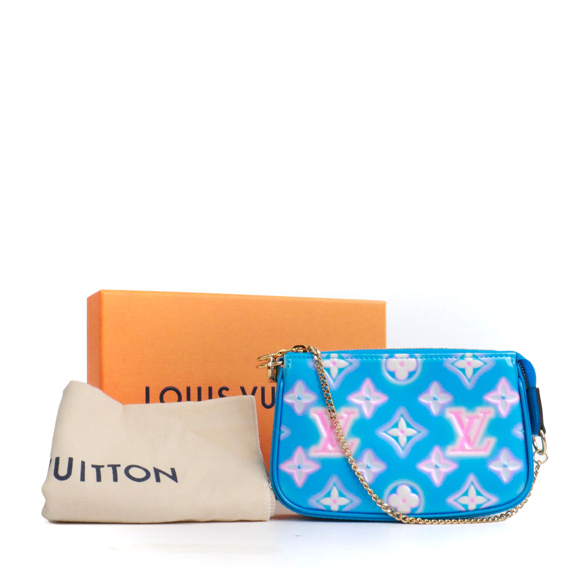 LOUIS VUITTON - Sac Pochette Accessoire Mini Louis Vuitton édition limitée en cuir verni bleu