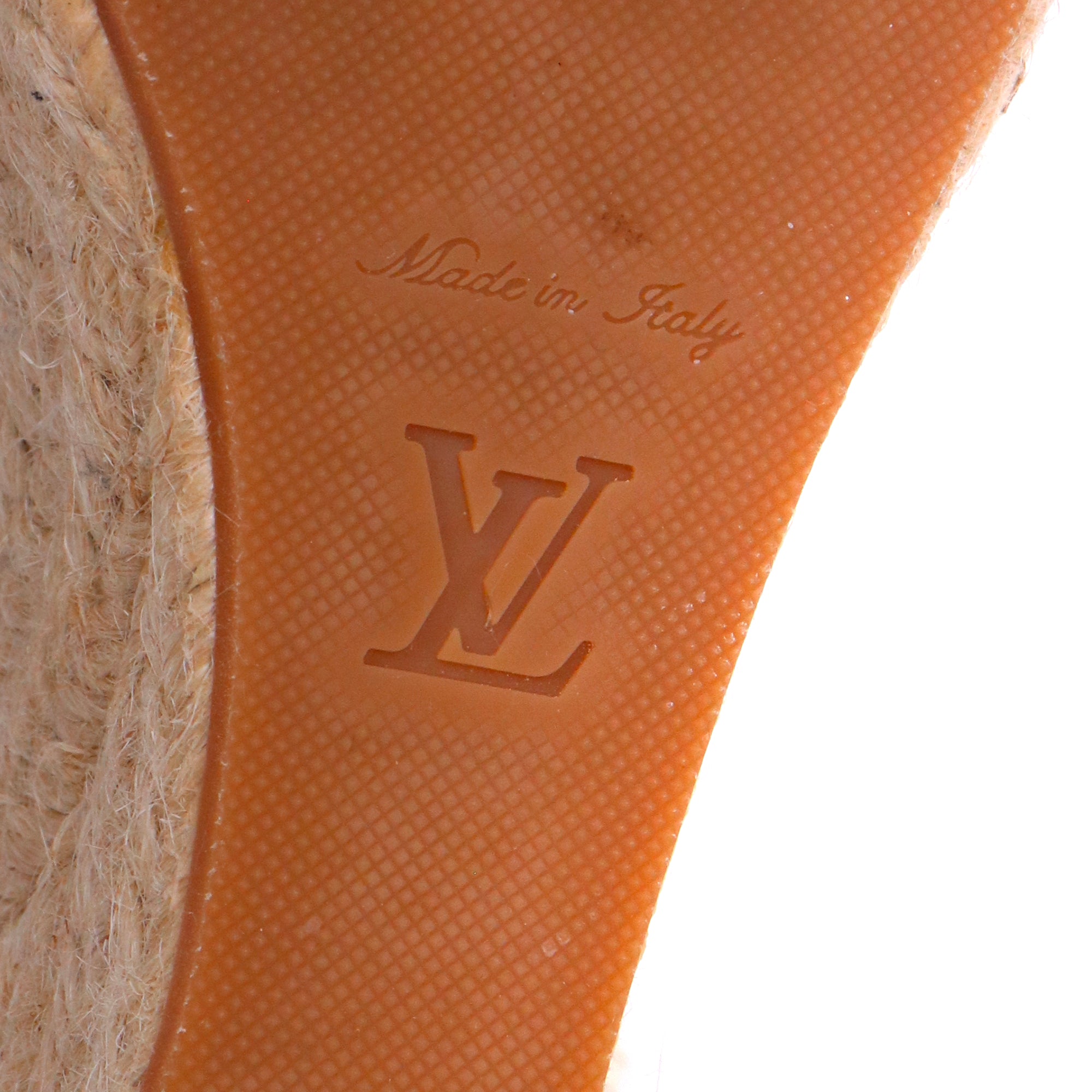 LOUIS VUITTON - Sandales compensées Louis Vuitton en cuir blanc crème (T37.5)