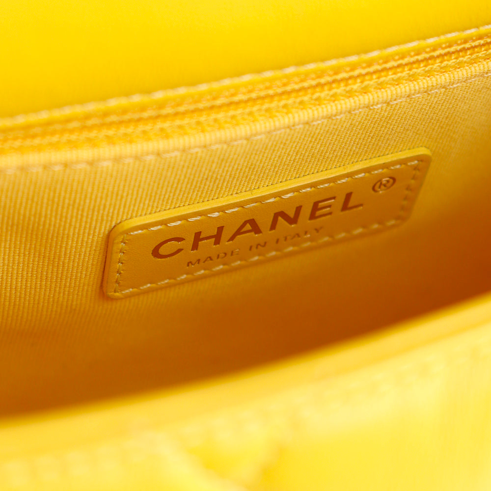 CHANEL - Sac à main Timeless édition limitée en cuir jaune