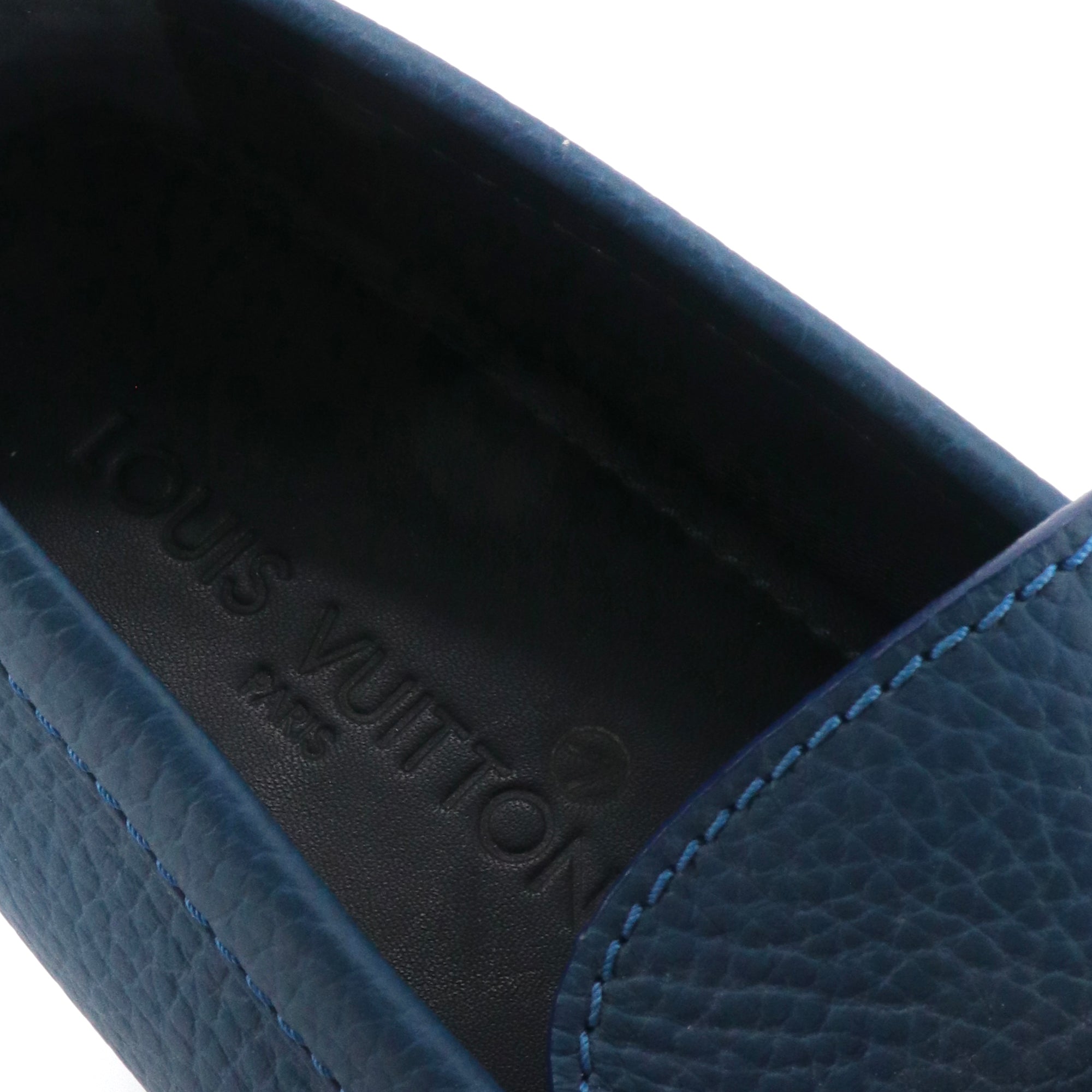 LOUIS VUITTON - Richelieu loafers in black patent leather (T36)