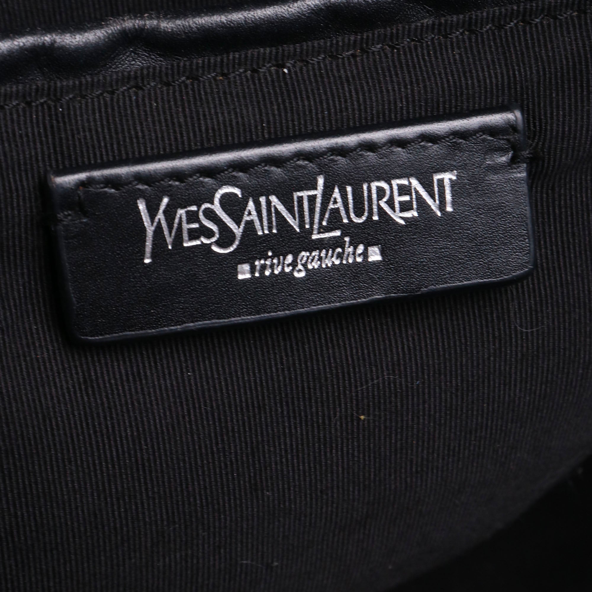 SAINT LAURENT - Sac à main Easy Rock vintage Saint Laurent en cuir noir