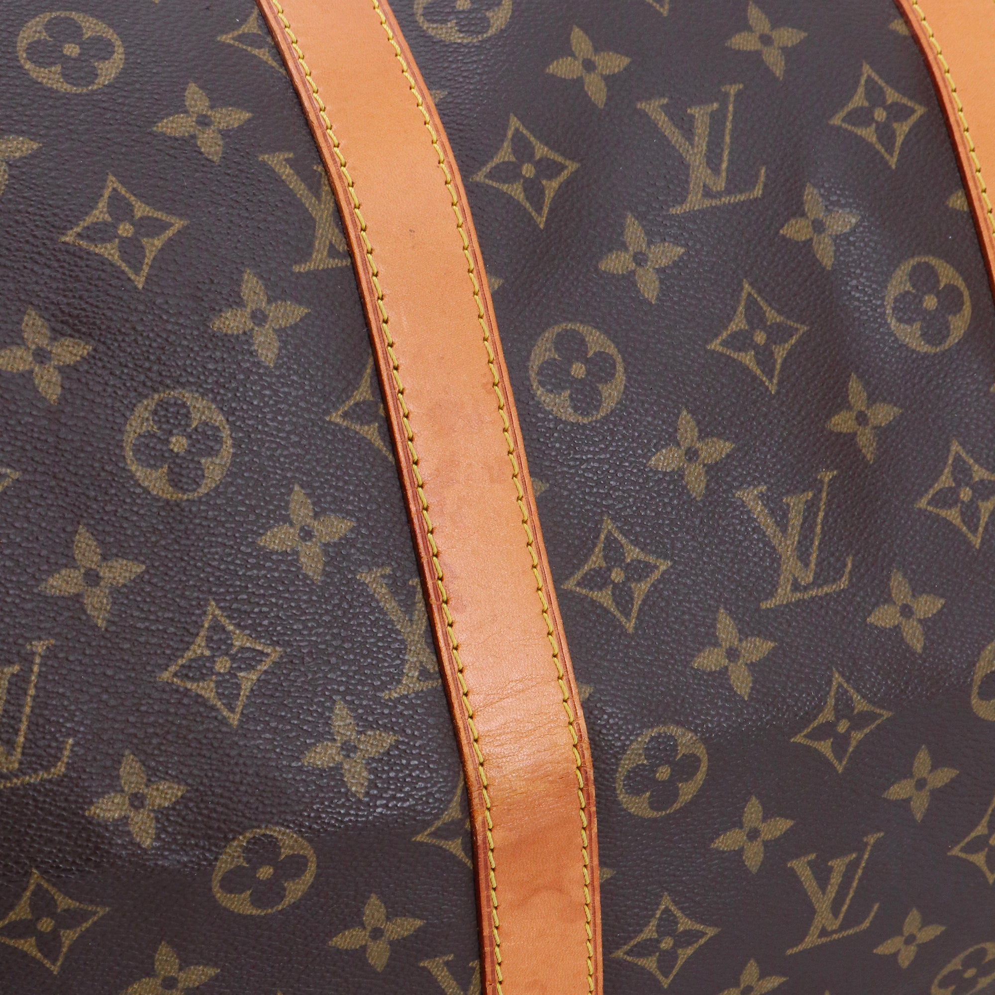LOUIS VUITTON - Sac de voyage Keepall 55 Louis Vuitton en toile monogrammée