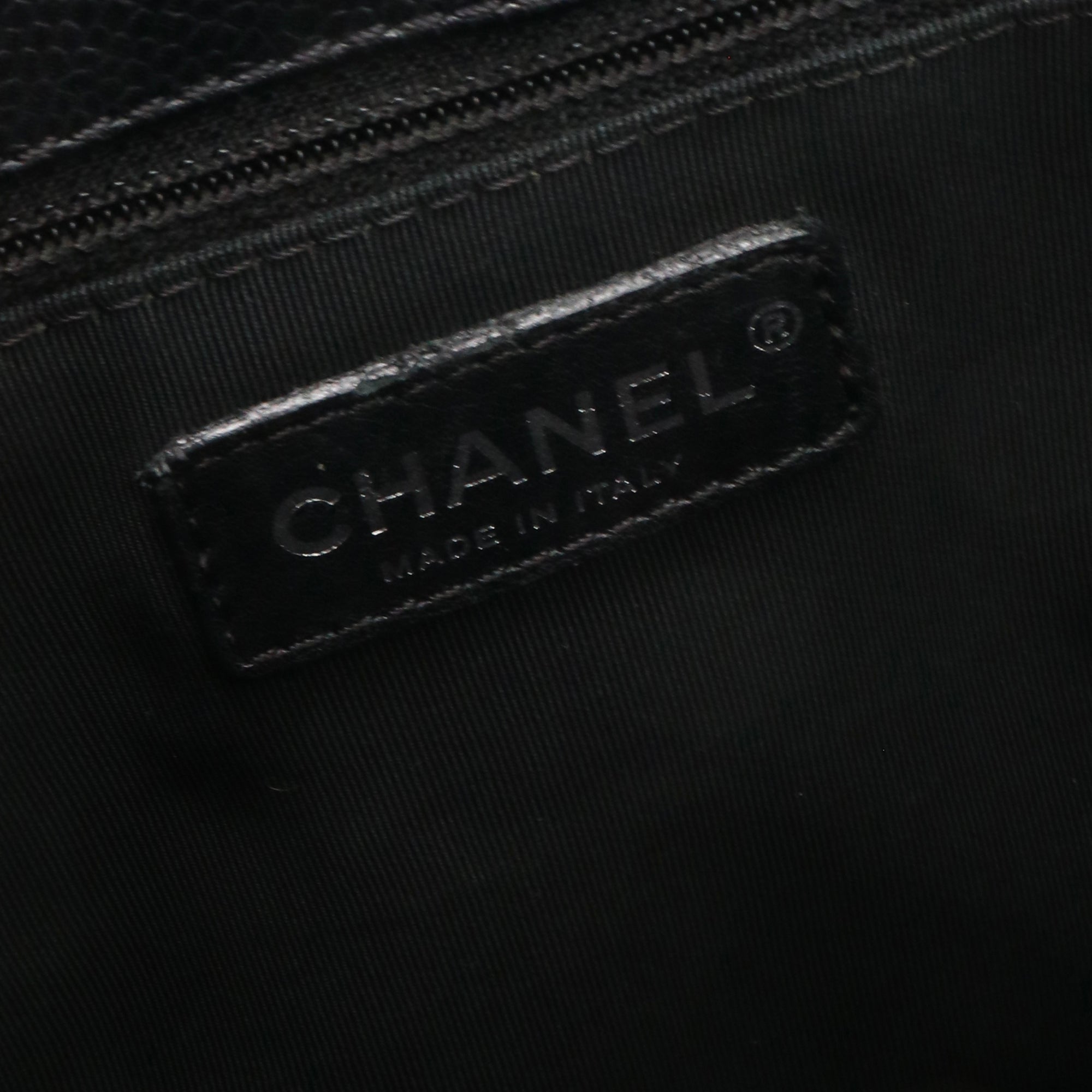 CHANEL - Deauville tote bag in navy blue canvas
