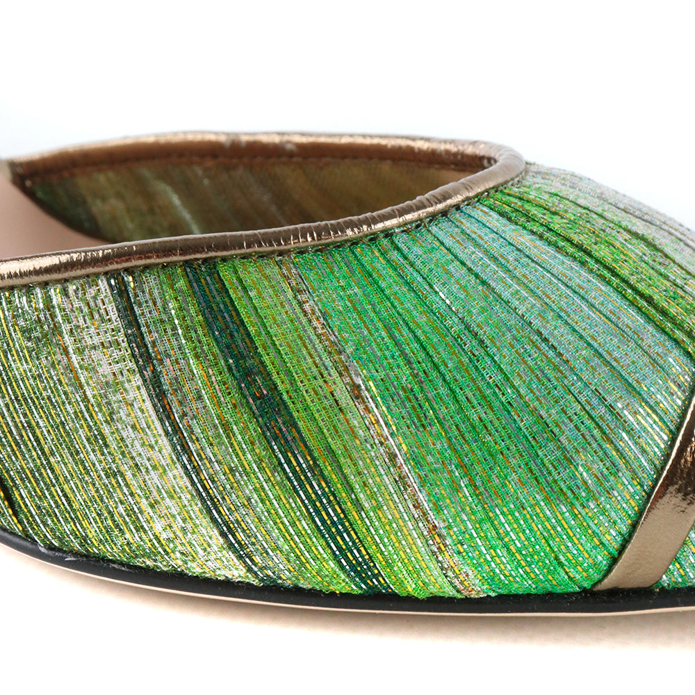 FENDI - Escarpins Colibri Lite en cuir doré et toile verte (T38,5)