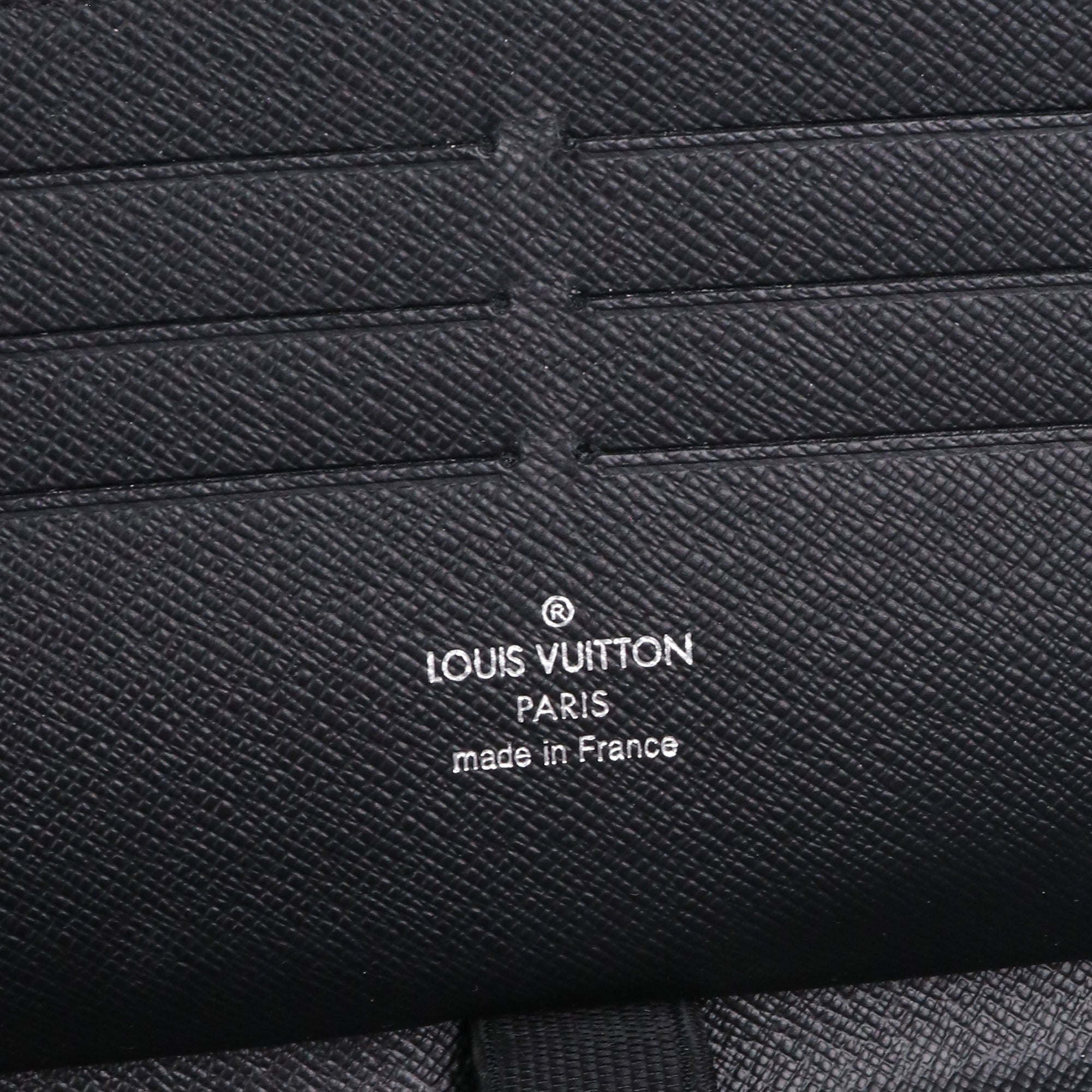 LOUIS VUITTON - Portefeuille Zippy Louis Vuitton en cuir épi noir