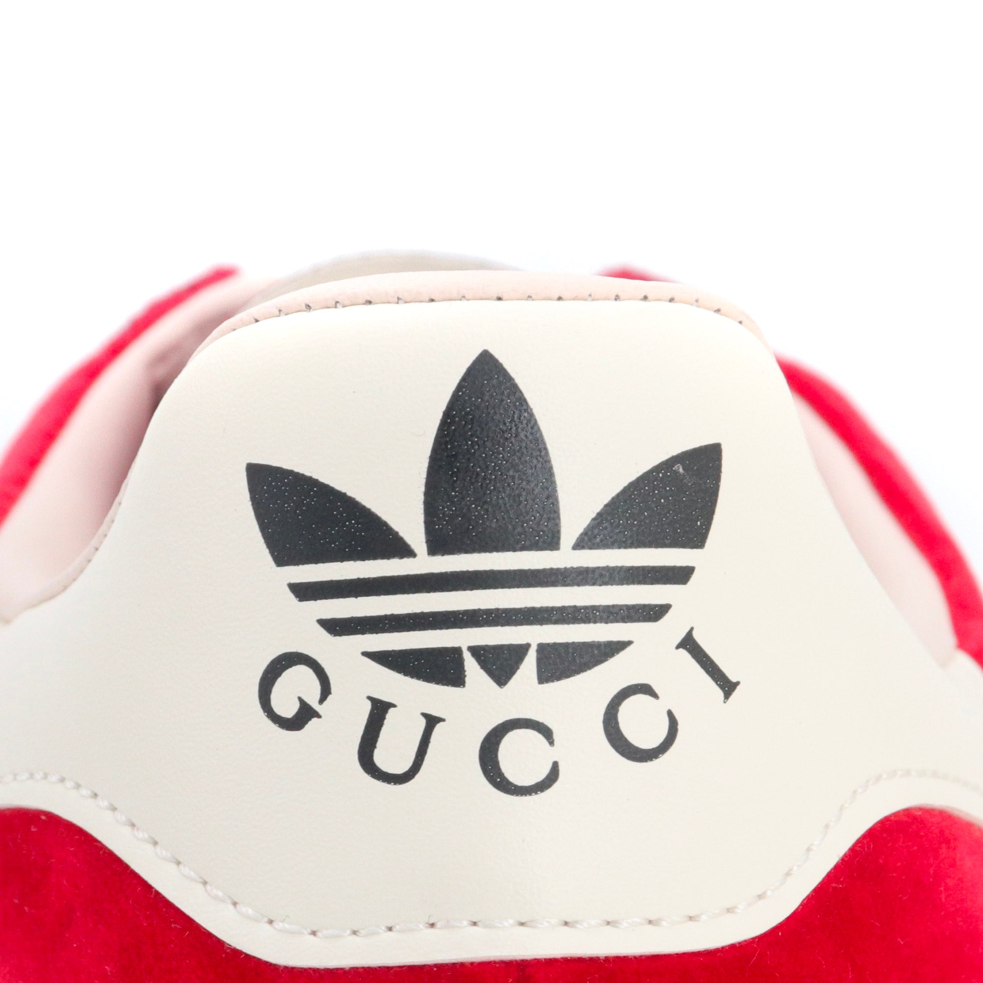GUCCI - Sneakers Gazelle Gucci x Adidas en daim et velours rouge (T43.5)