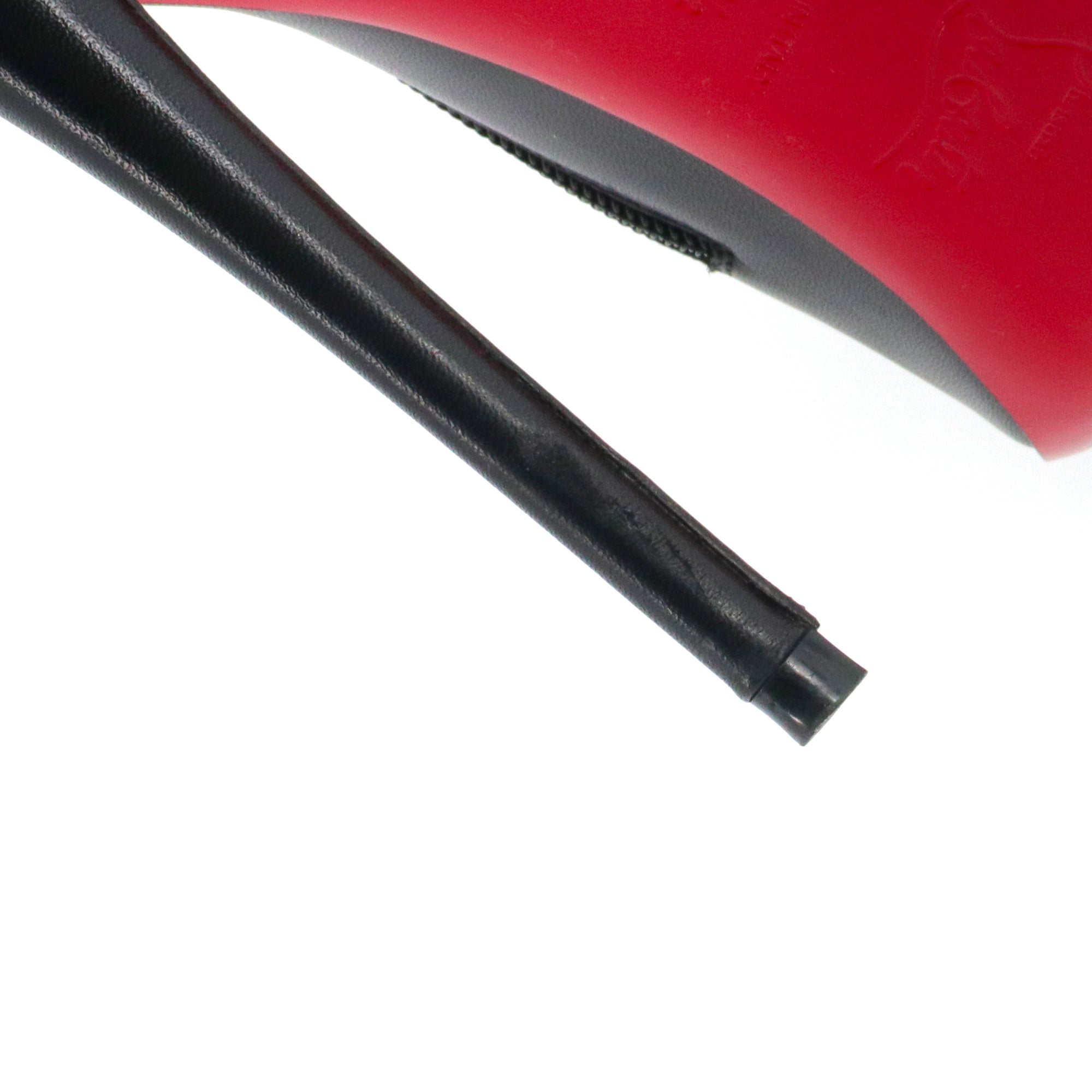 LOUBOUTIN - Louboutin So Kate pumps in black smooth leather and silver studs (T38)