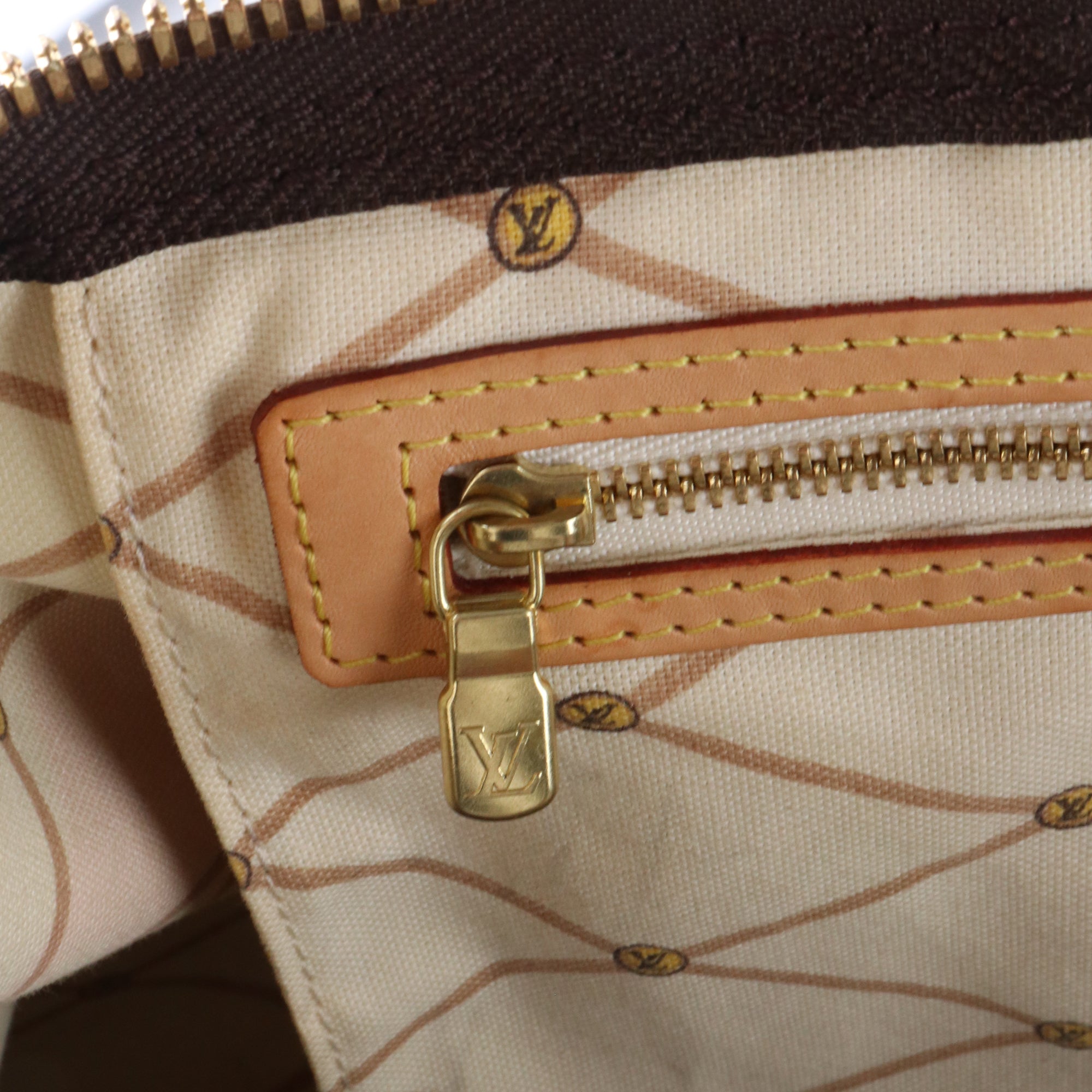 LOUIS VUITTON - Sac de voyage Keepall 50 collection Summer Trunk