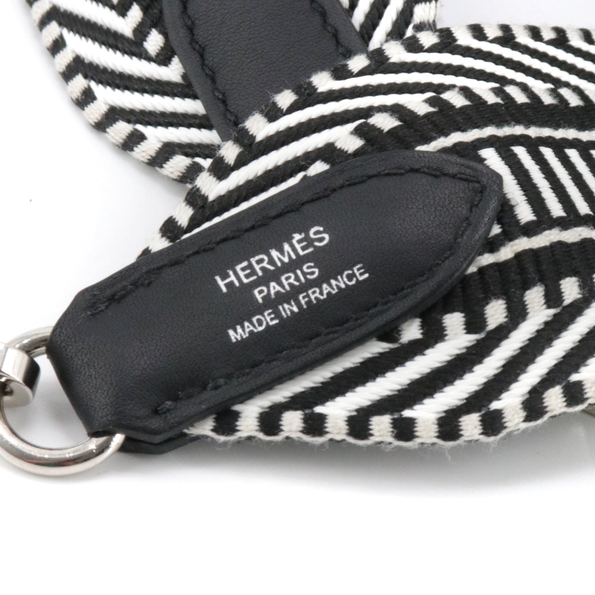 HERMÈS - Brown canvas shoulder strap