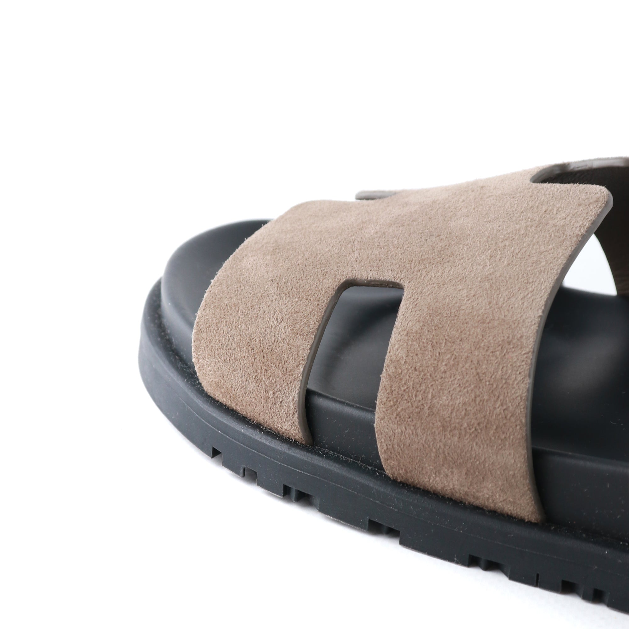 HERMÈS - Genius sandals in taupe suede (T42.5)