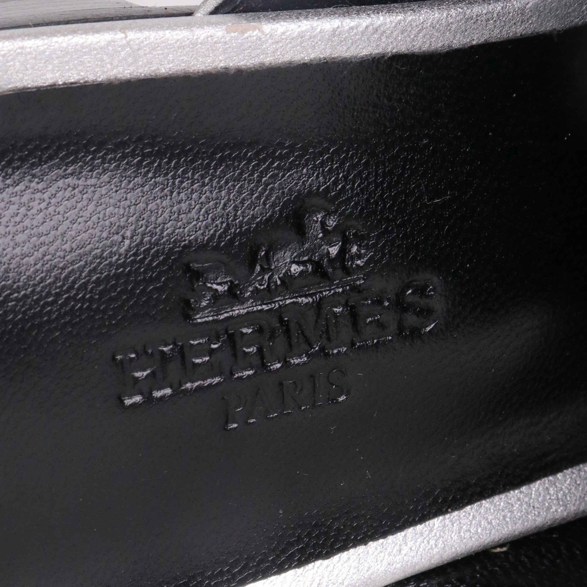 HERMÈS - Mules Trocadéro Hermès en cuir argenté (T37)