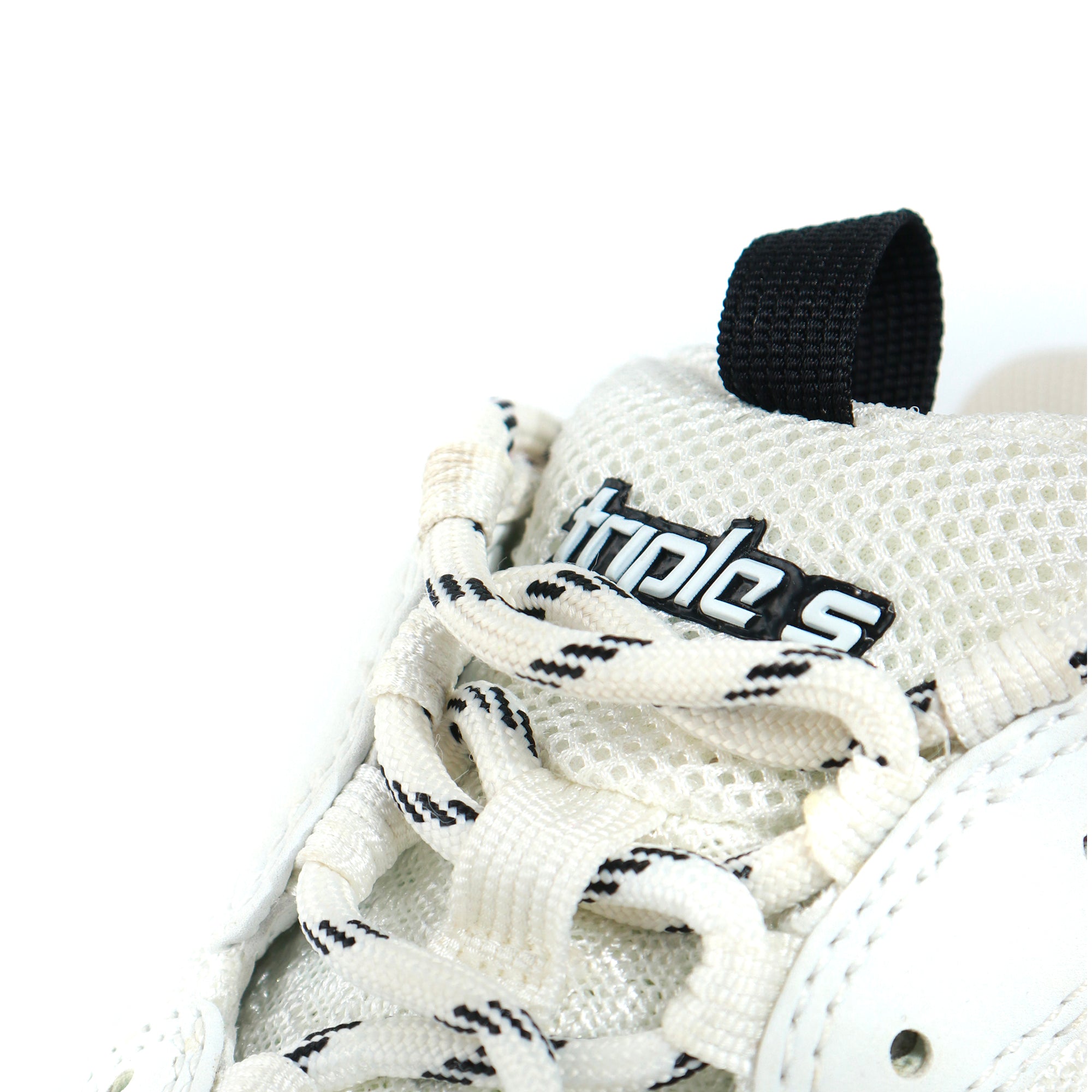 BALENCIAGA - White and pink Triple S sneakers (T37)