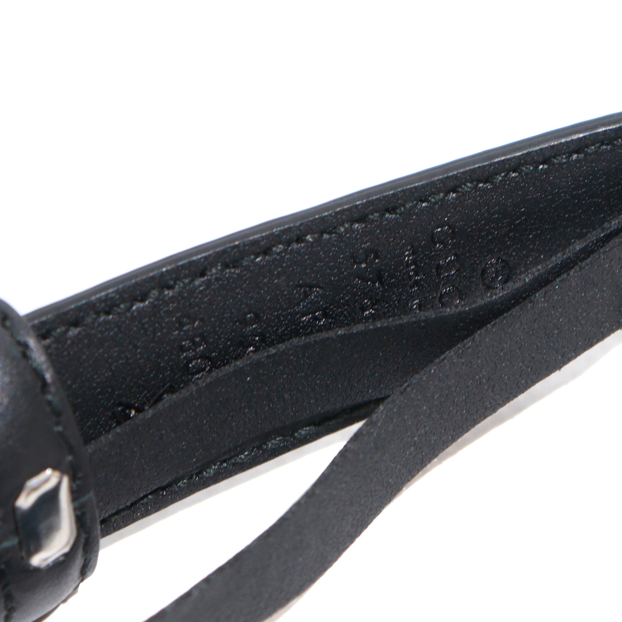 GUCCI - Ceinture en cuir lisse noir (T95)