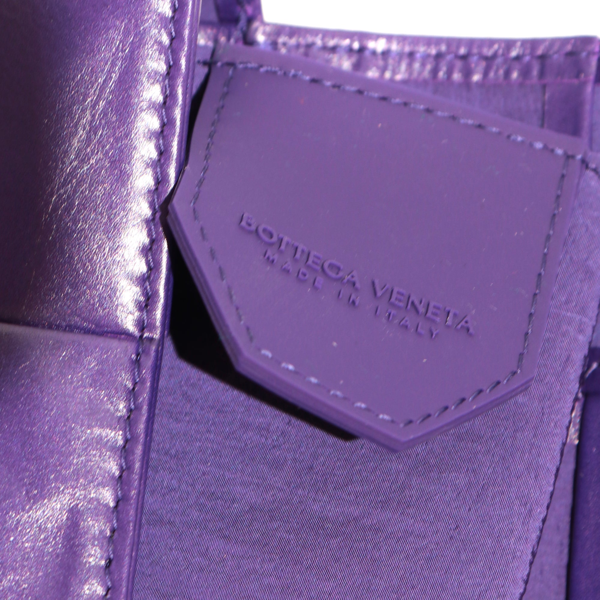 BOTTEGA VENETA - Cassette mini belt bag in purple smooth leather