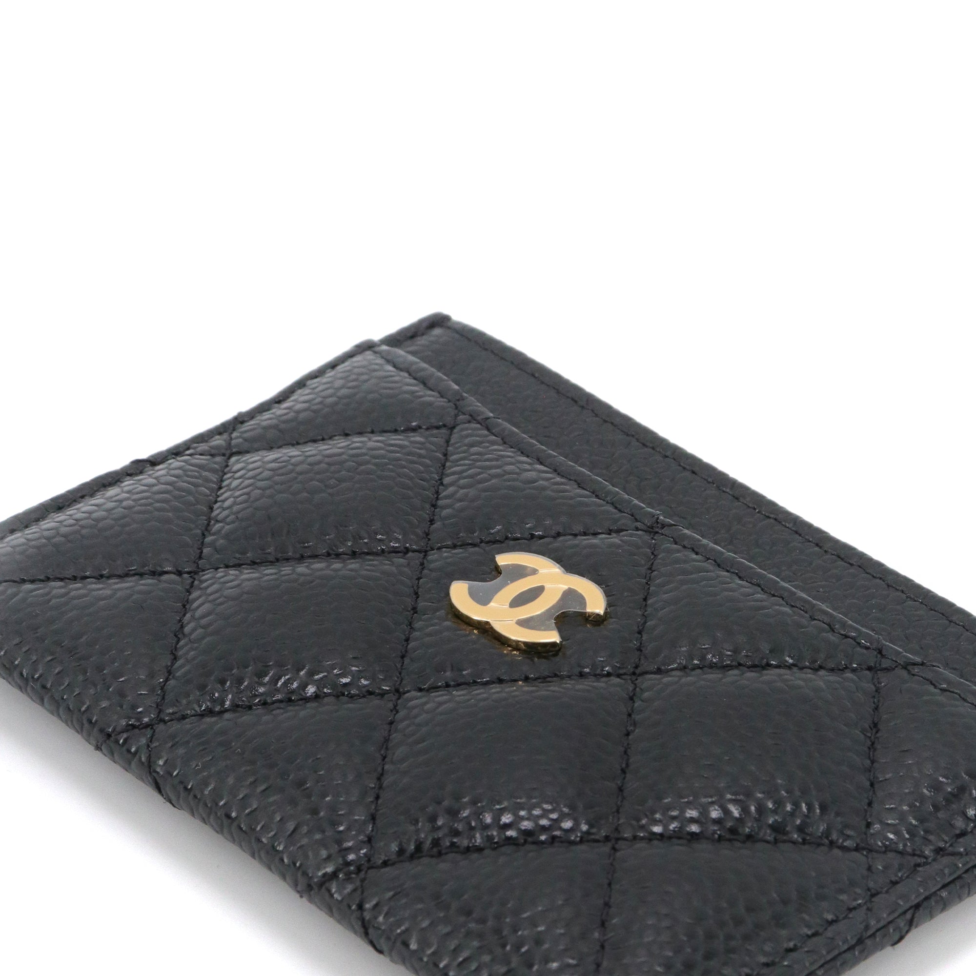 CHANEL - Chanel card holder in black caviar quilted leather