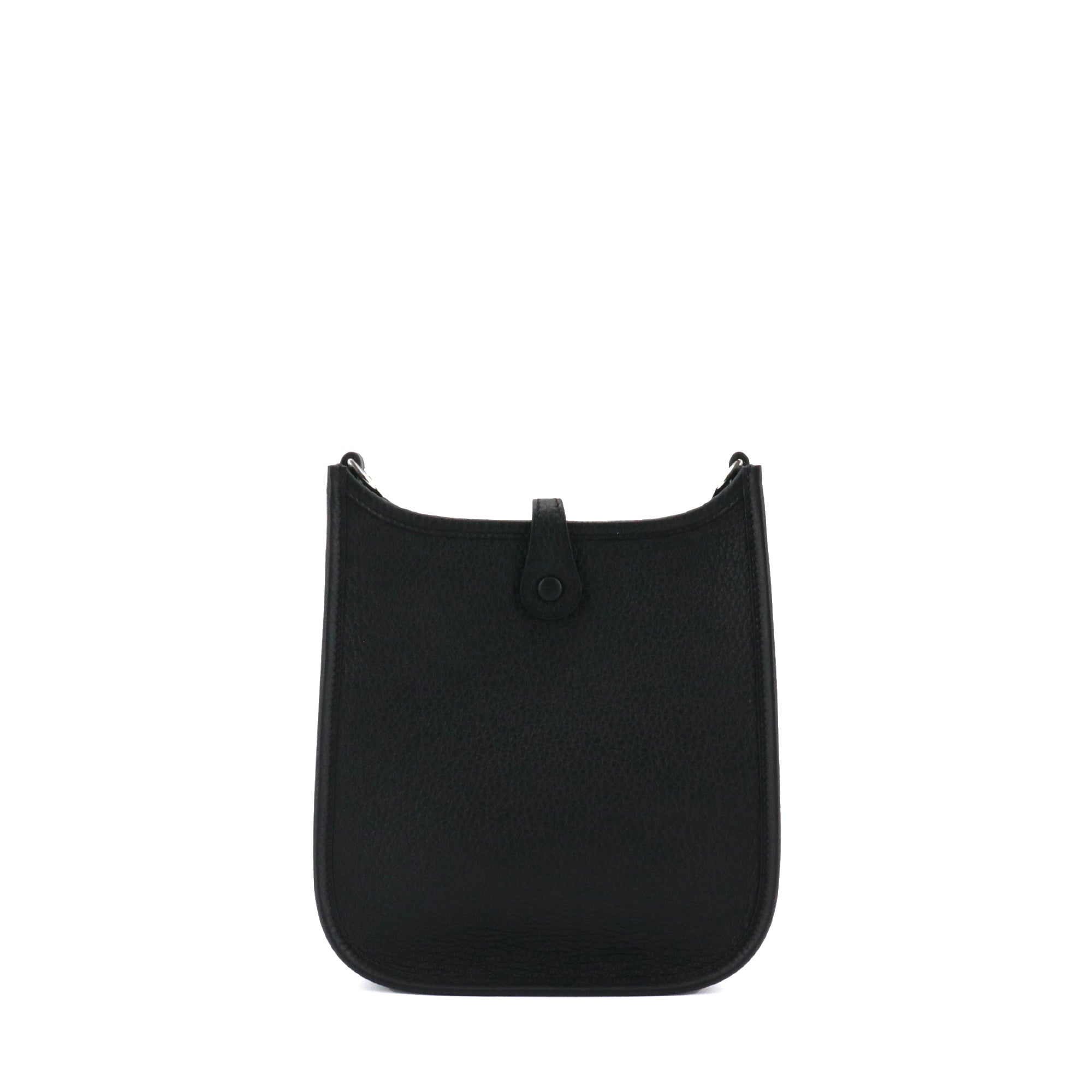 HERMÈS - Hermès Evelyne 16 shoulder bag in black Taurillon Clémence leather