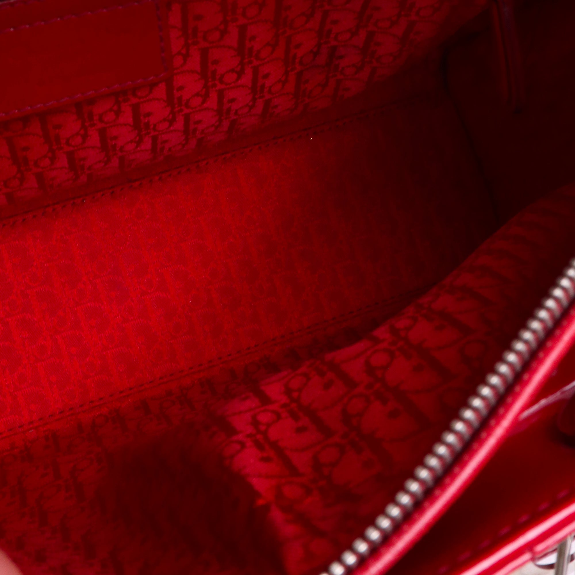 DIOR - Lady Dior Medium shoulder bag