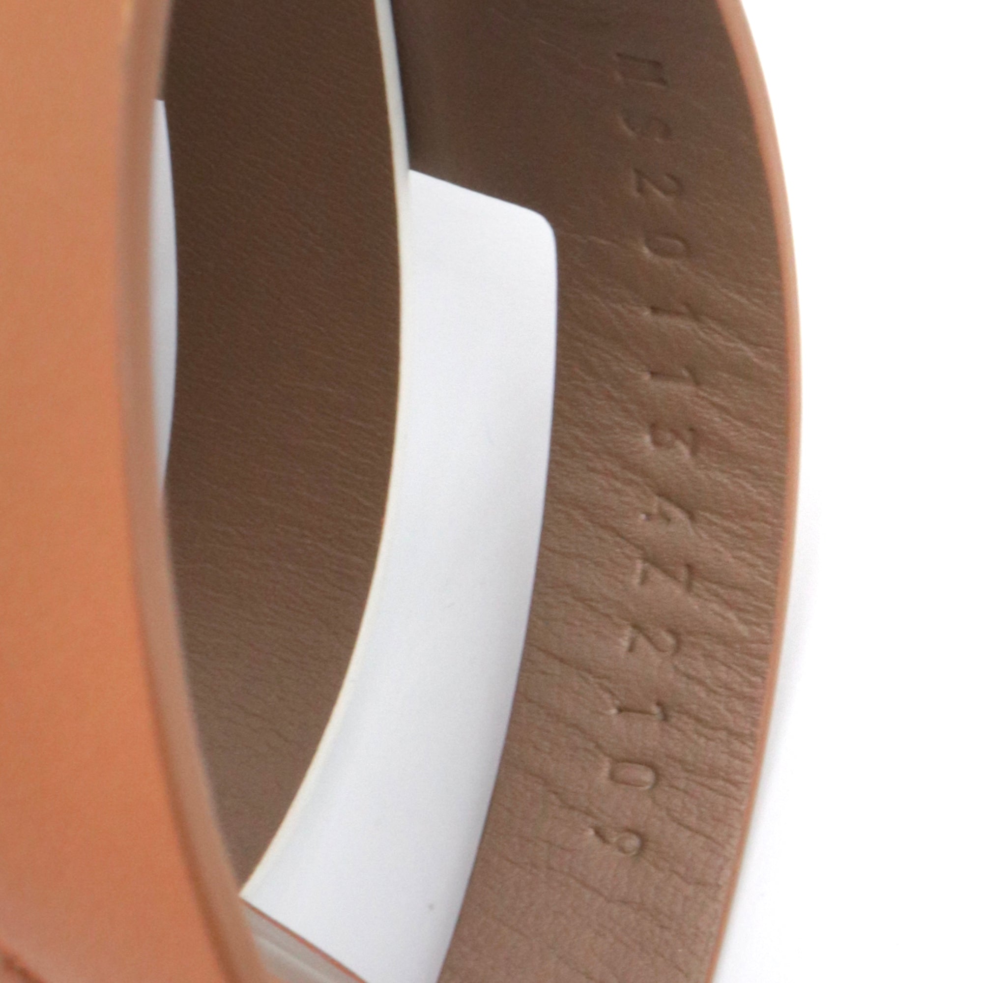 HERMÈS - Amica Hermès heeled sandals in brown and white leather (T40)