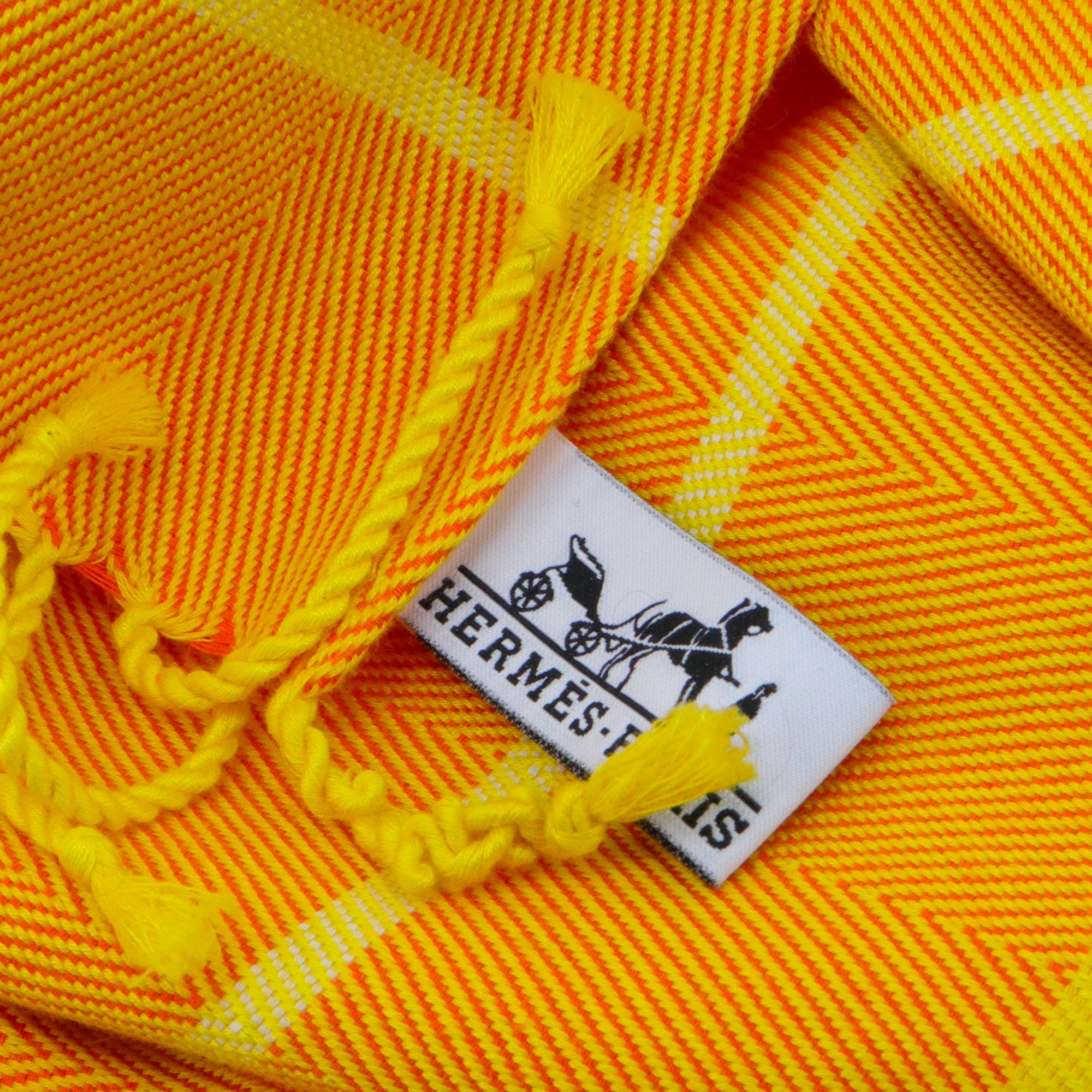 HERMÈS - Plaid Chaine d'Ancre Hermès en coton jaune et orange