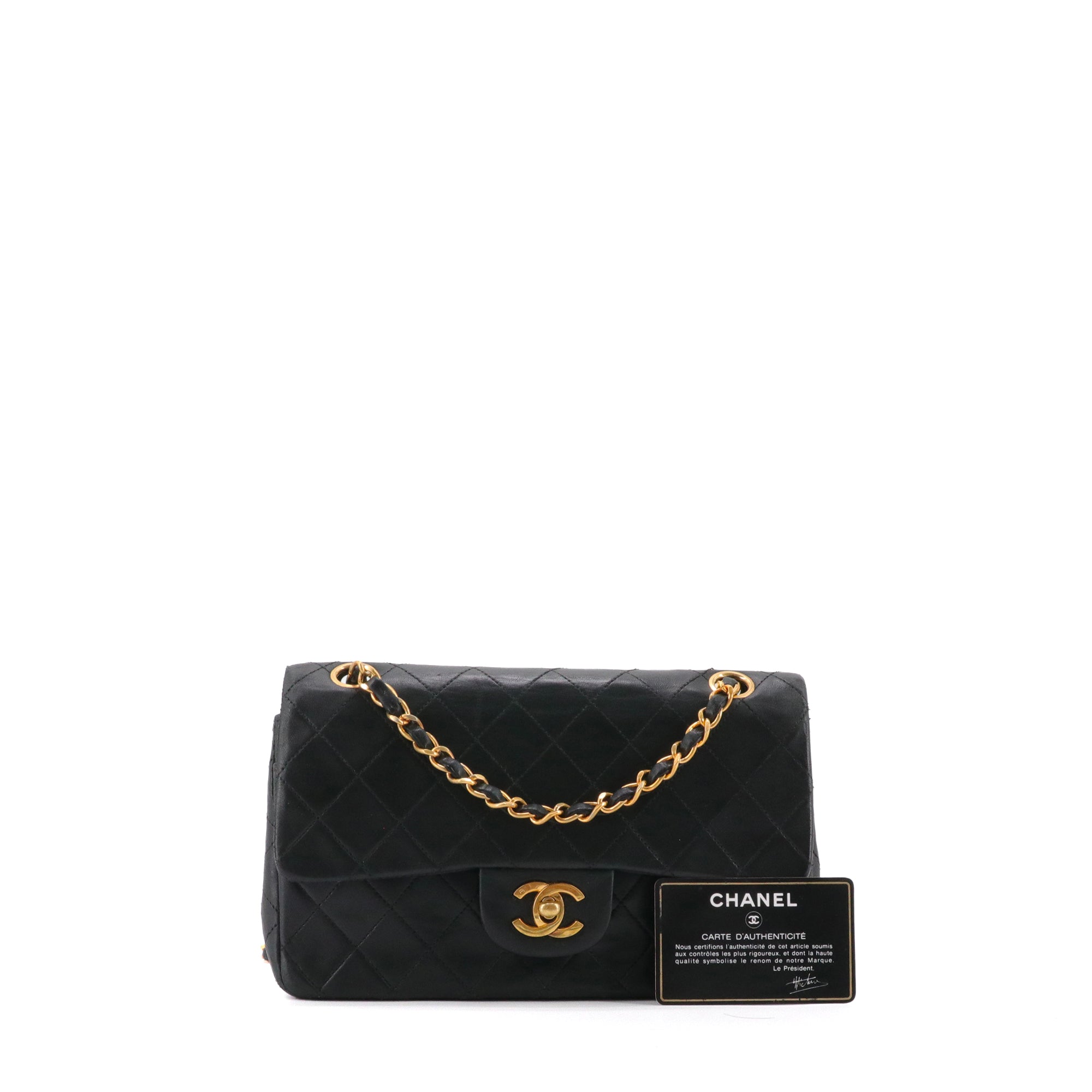 CHANEL - Sac à bandoulière Classique/Timeless small Chanel en cuir lisse noir vintage