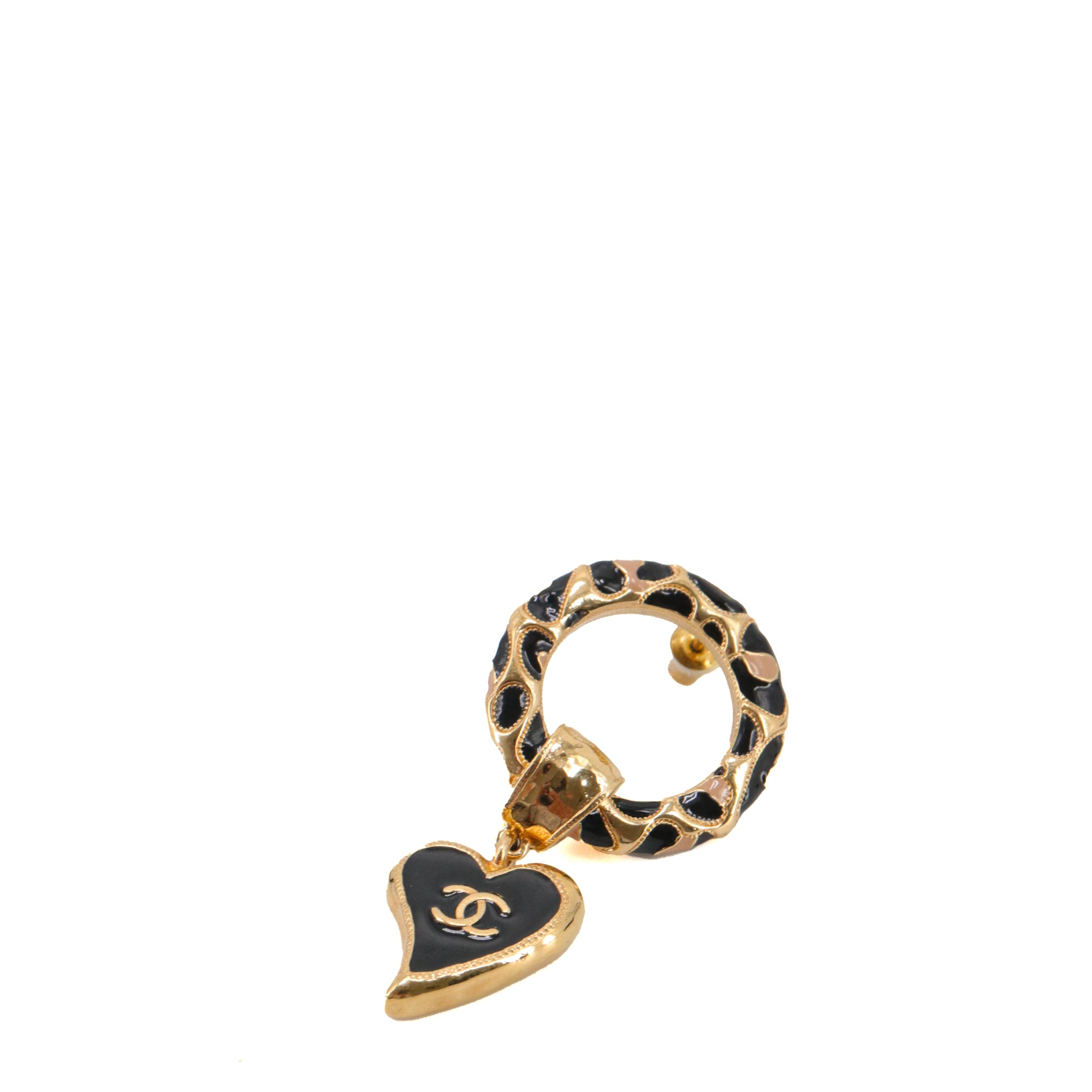 CHANEL - Boucles d'oreilles Coeur Chanel en métal doré