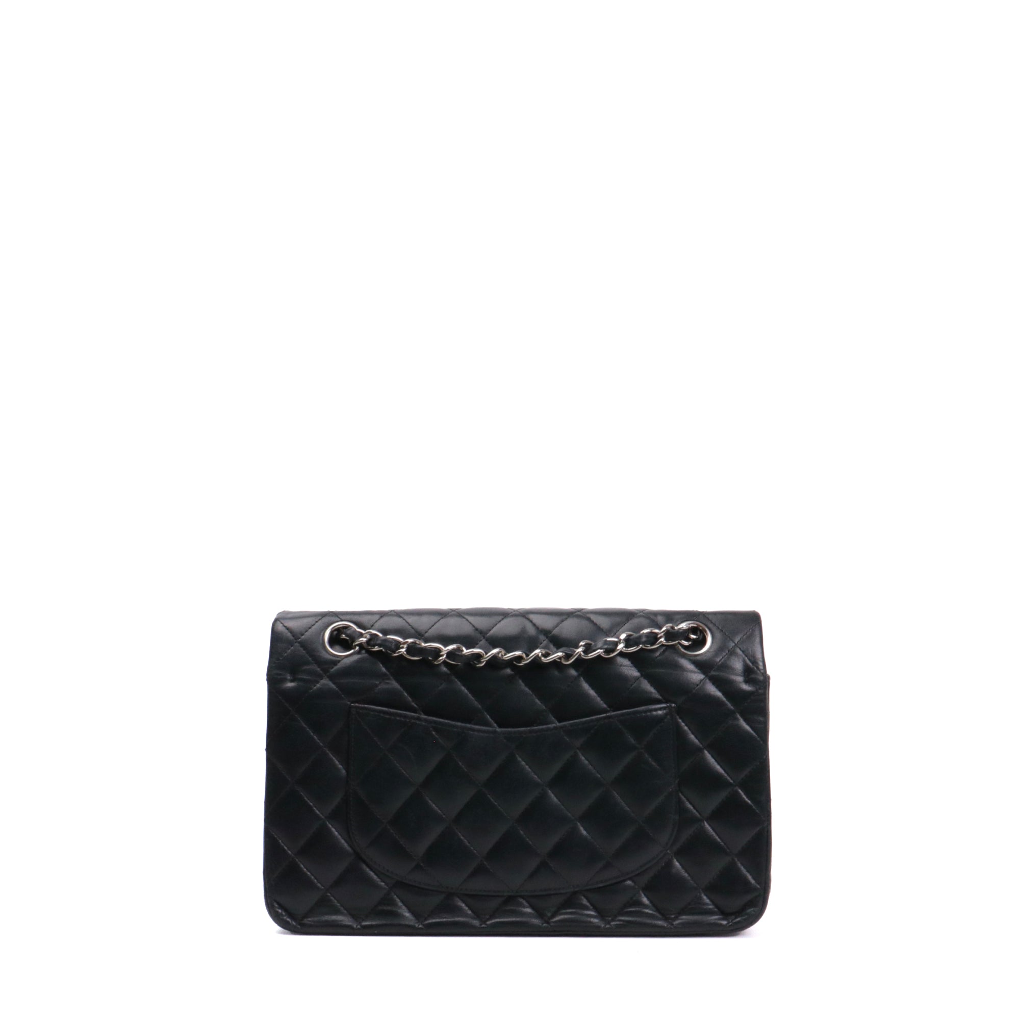 CHANEL - Chanel Timeless 25 double flap handbag in black quilted leather