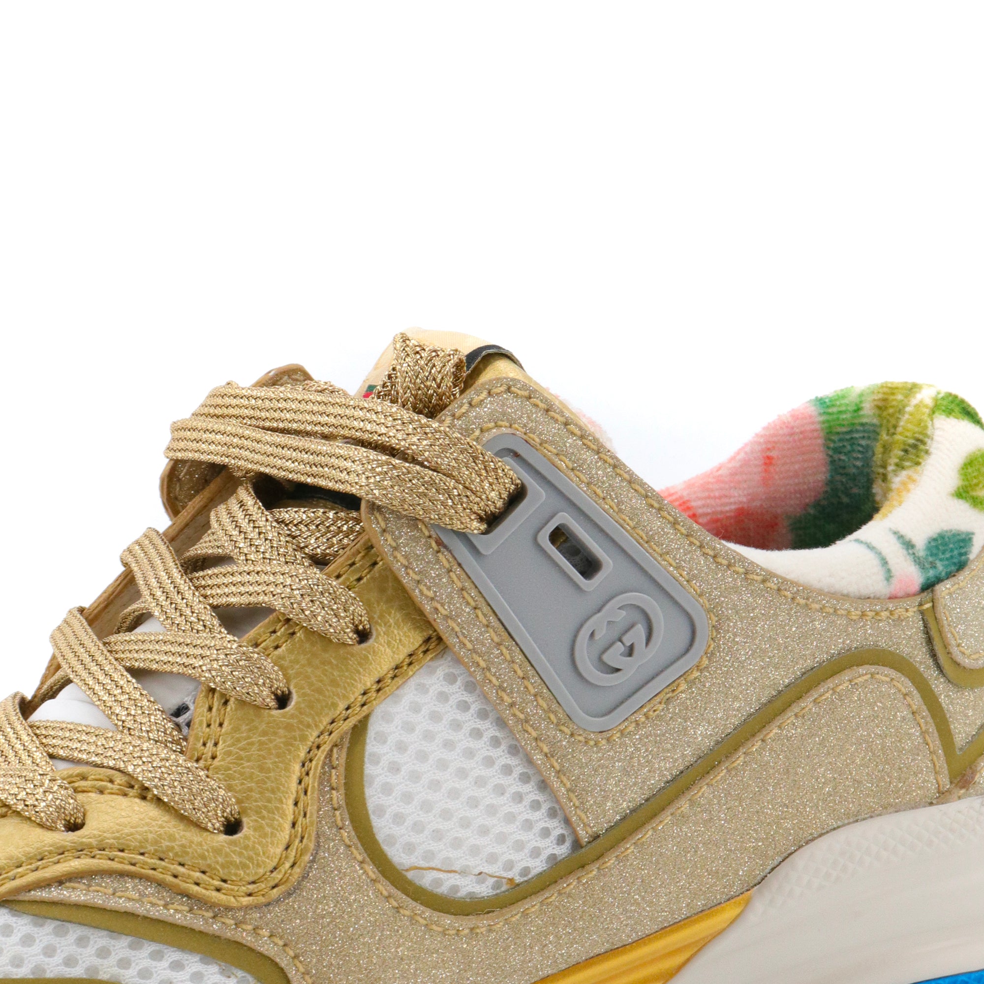 GUCCI - Gucci Ultrapace sneakers with gold glitter (T36)