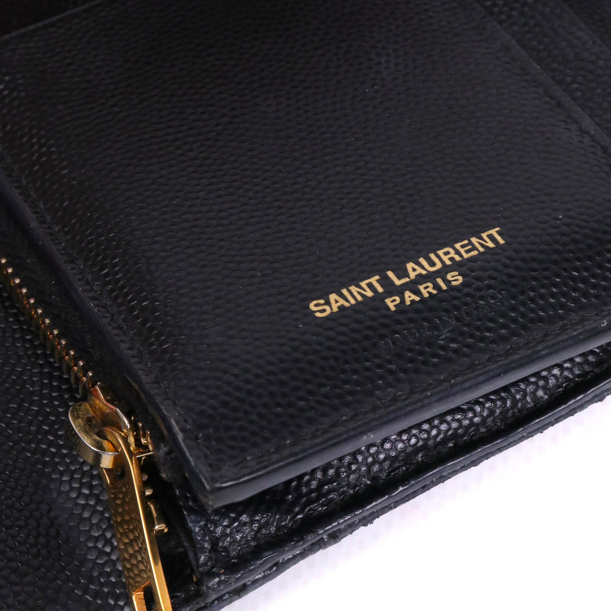 SAINT LAURENT - Portefeuille Cassandre Compact Saint Laurent en cuir grainé noir