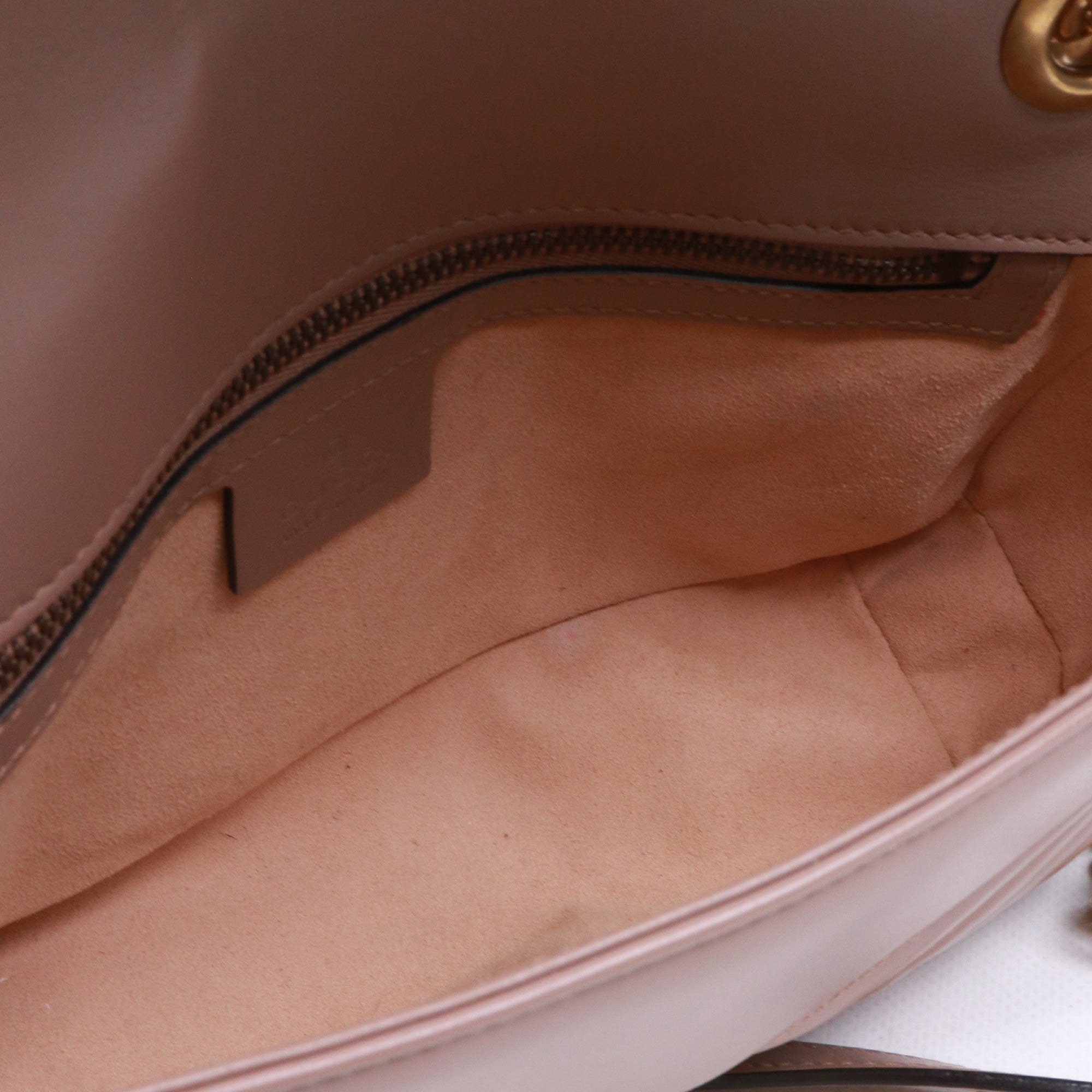GUCCI - Gucci Small Size GG Marmont shoulder bag in pink leather