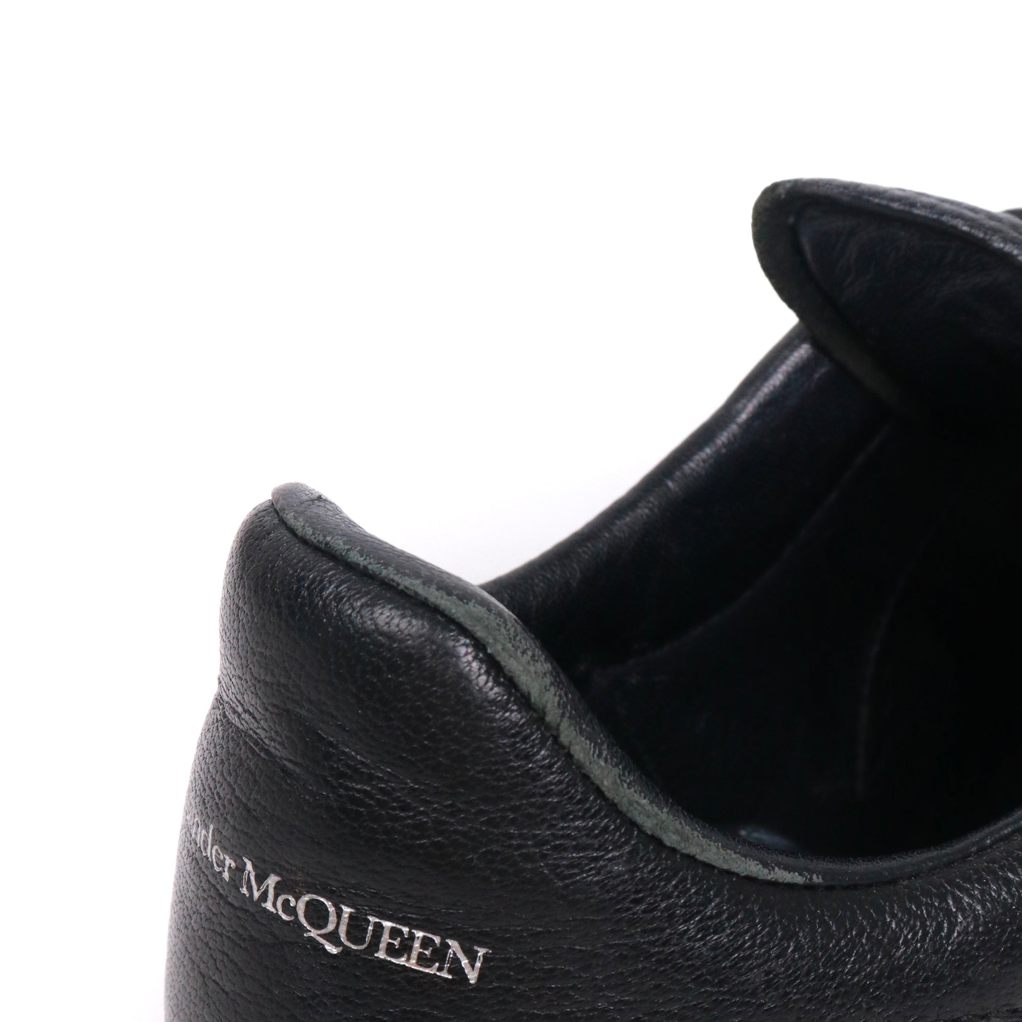 ALEXANDER MCQUEEN - Sneakers Oversize Alexander McQueen en cuir noir à paillettes (T38)