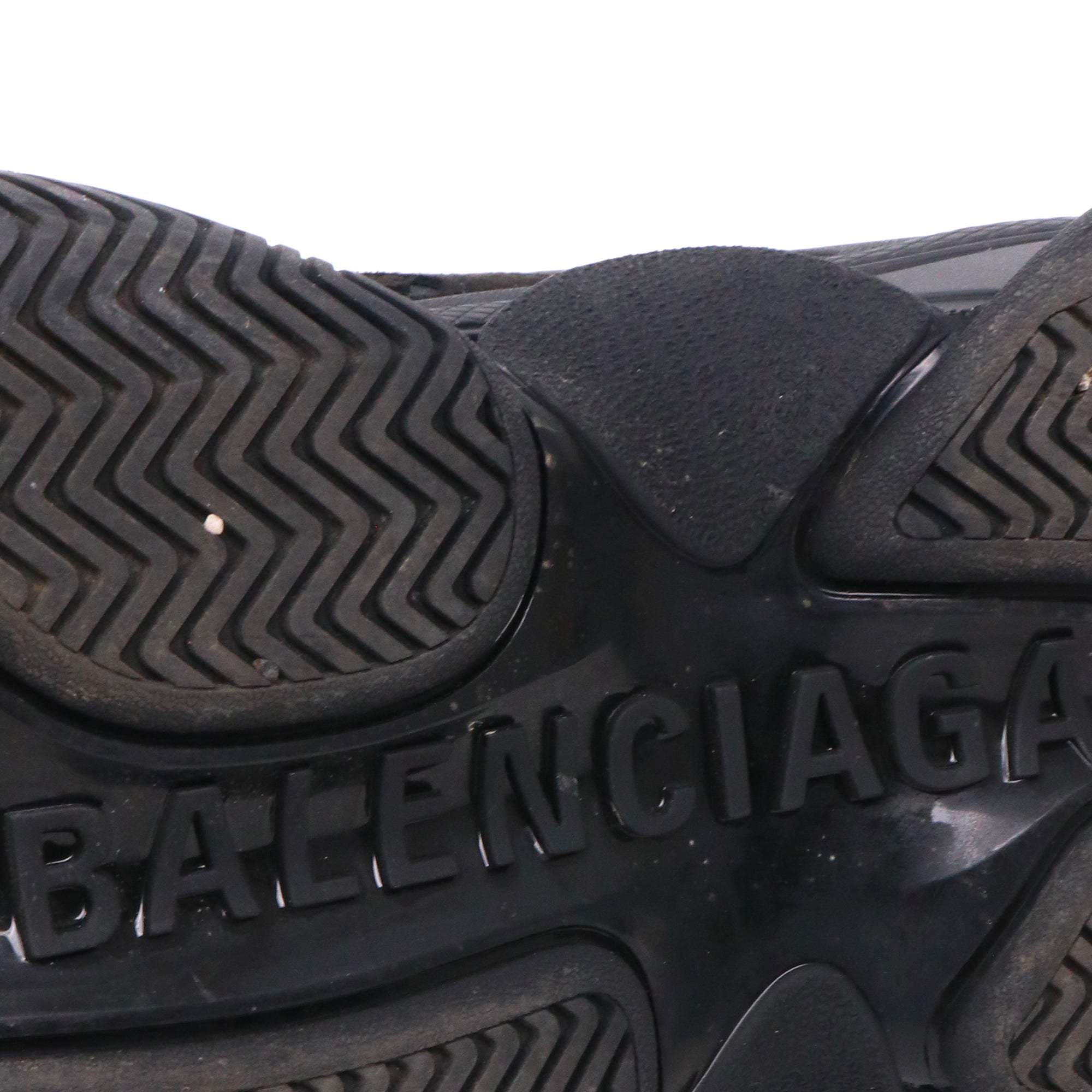 BALENCIAGA - White and pink Triple S sneakers (T37)