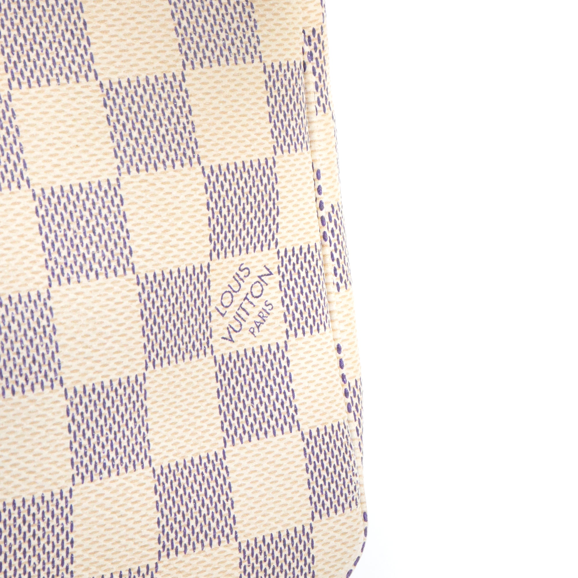 LOUIS VUITTON - Louis Vuitton Accessory Pouch in Damier Azur Canvas