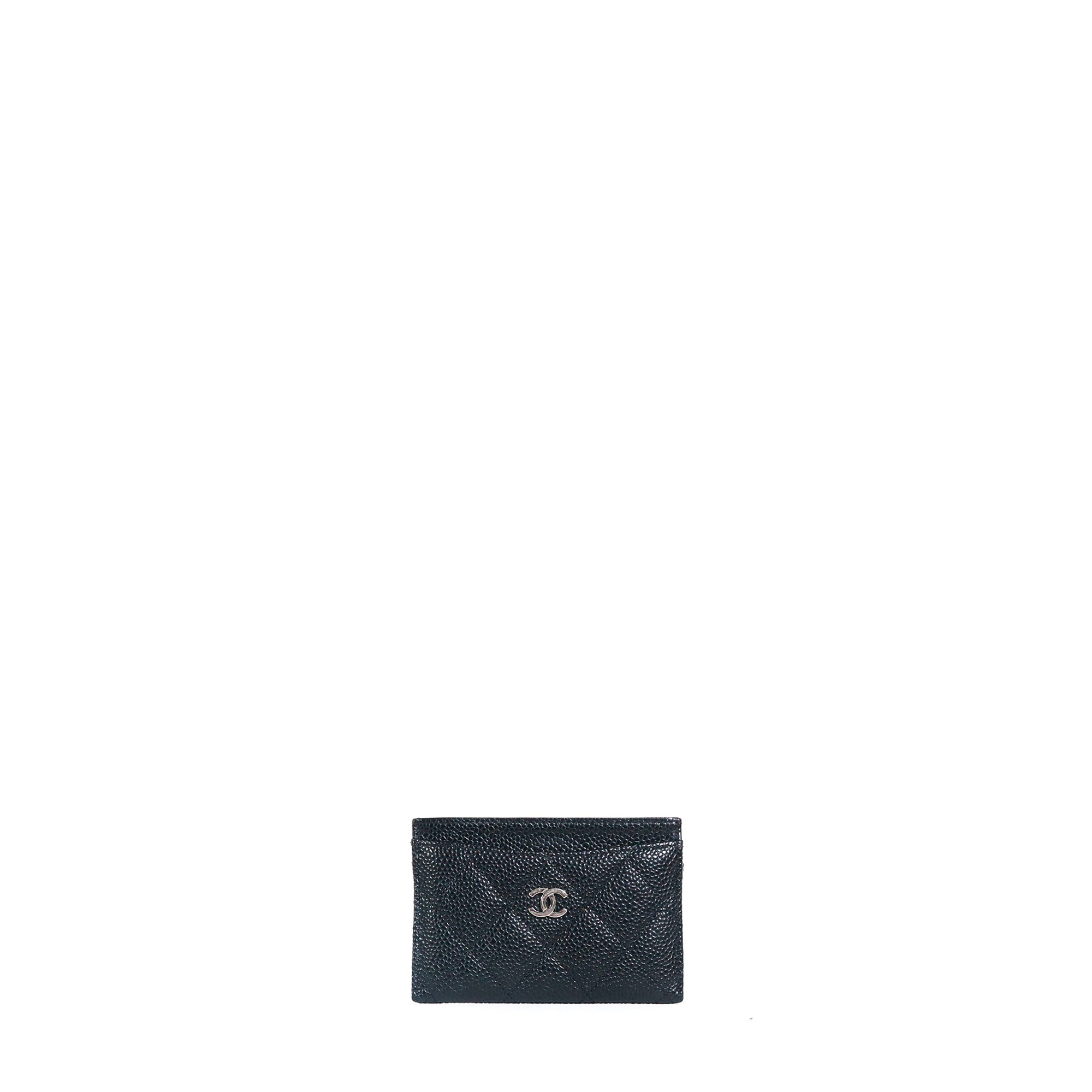 CHANEL - Timeless card holder in black caviar leather