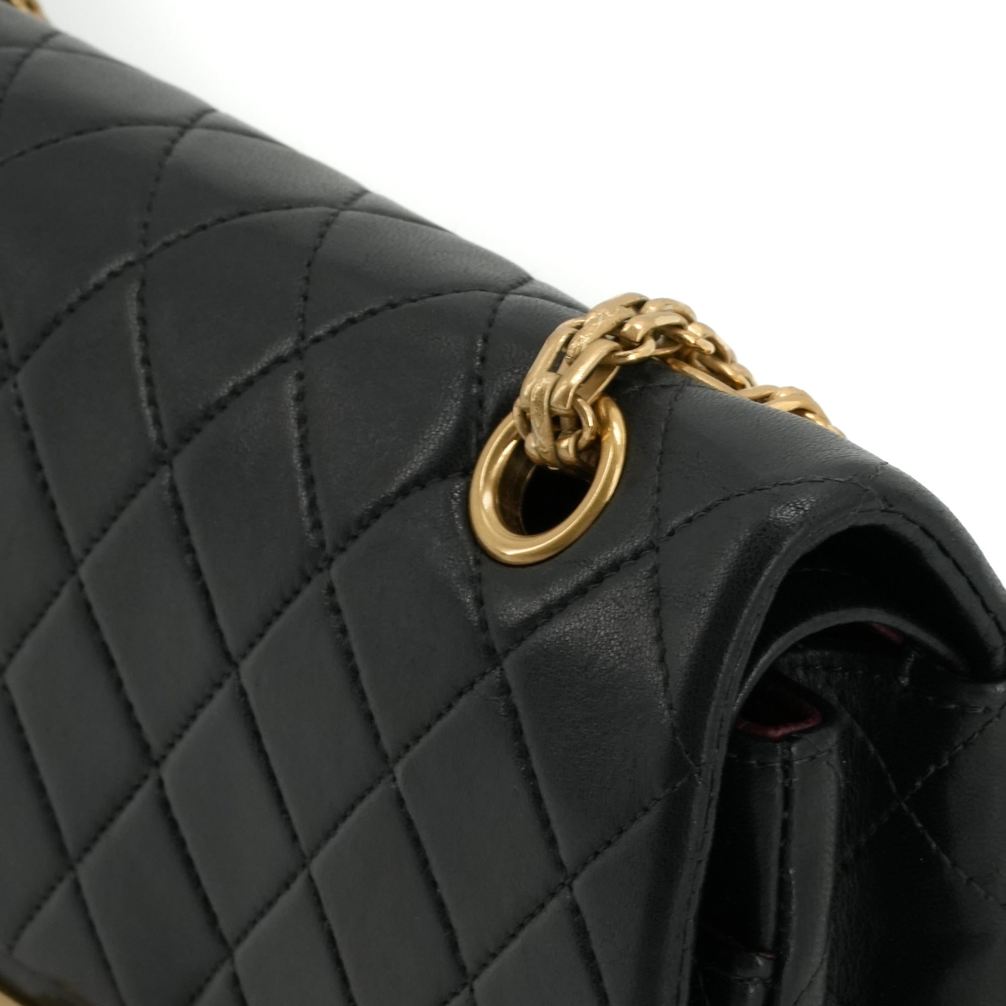 CHANEL - Sac à bandoulière 2.55 Chanel en cuir matelassé noir vintage